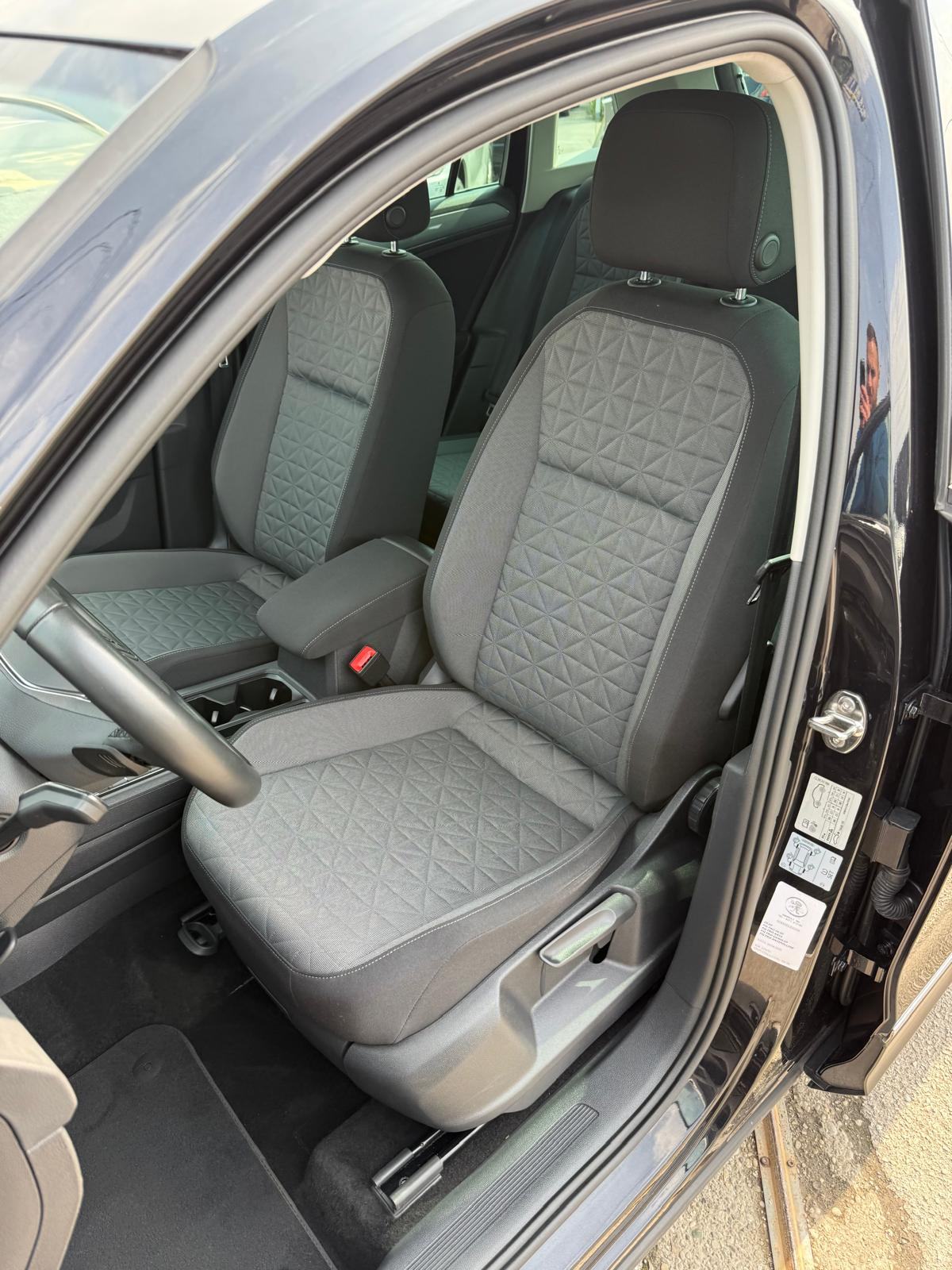 VW Tiguan 2.0 TDI DSG NAVIGACIJA°ADAPTIVNI TEMPOMAT°LEASING BEZ UČEŠĆA, fotografija 13