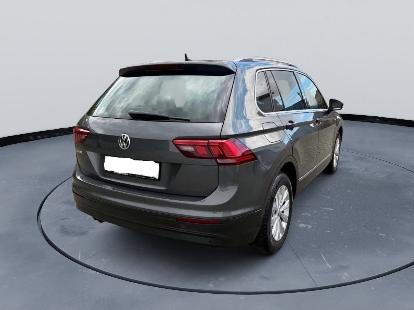 VW Tiguan 2.0 TDI - DSG - NAVIGACIJA - LEASING RATA VEĆ OD 337,00 EUR, fotografija 3