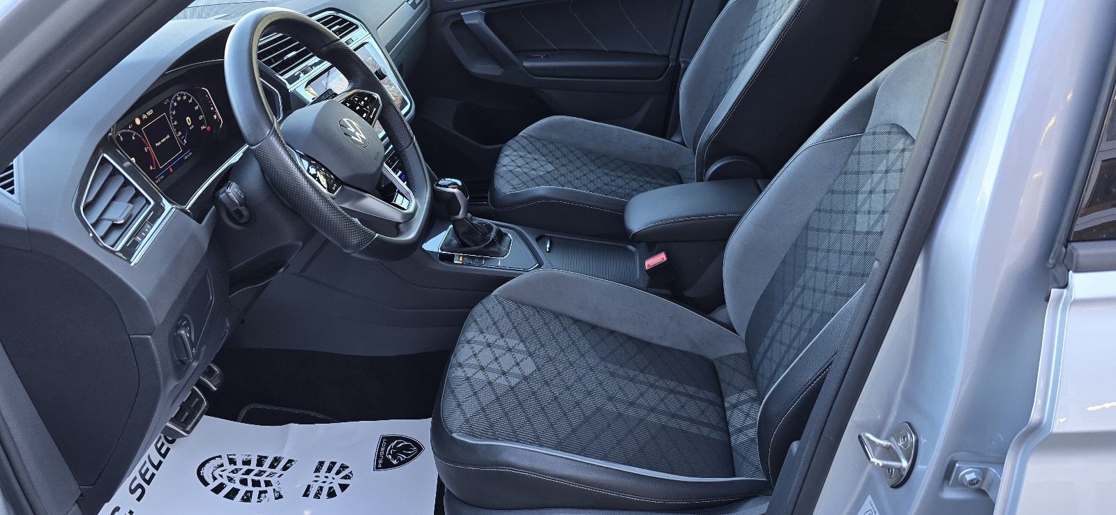VW Tiguan 2,0 TDI DSG R LINE - 2022 - 150.000km - REG 1 GOD!, fotografija 9