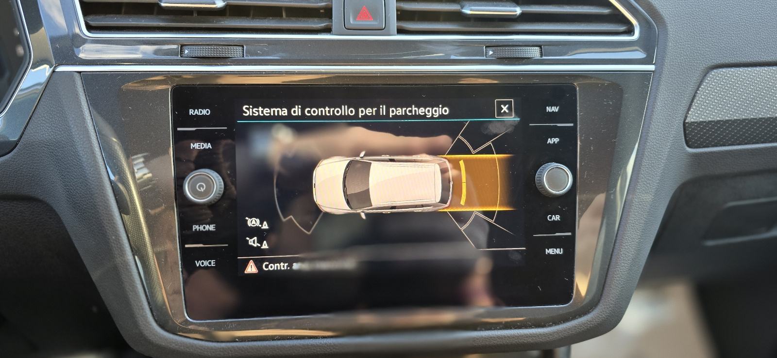 VW Tiguan 2,0 TDI DSG R LINE - 2022 - 150.000km - REG 1 GOD!, fotografija 18