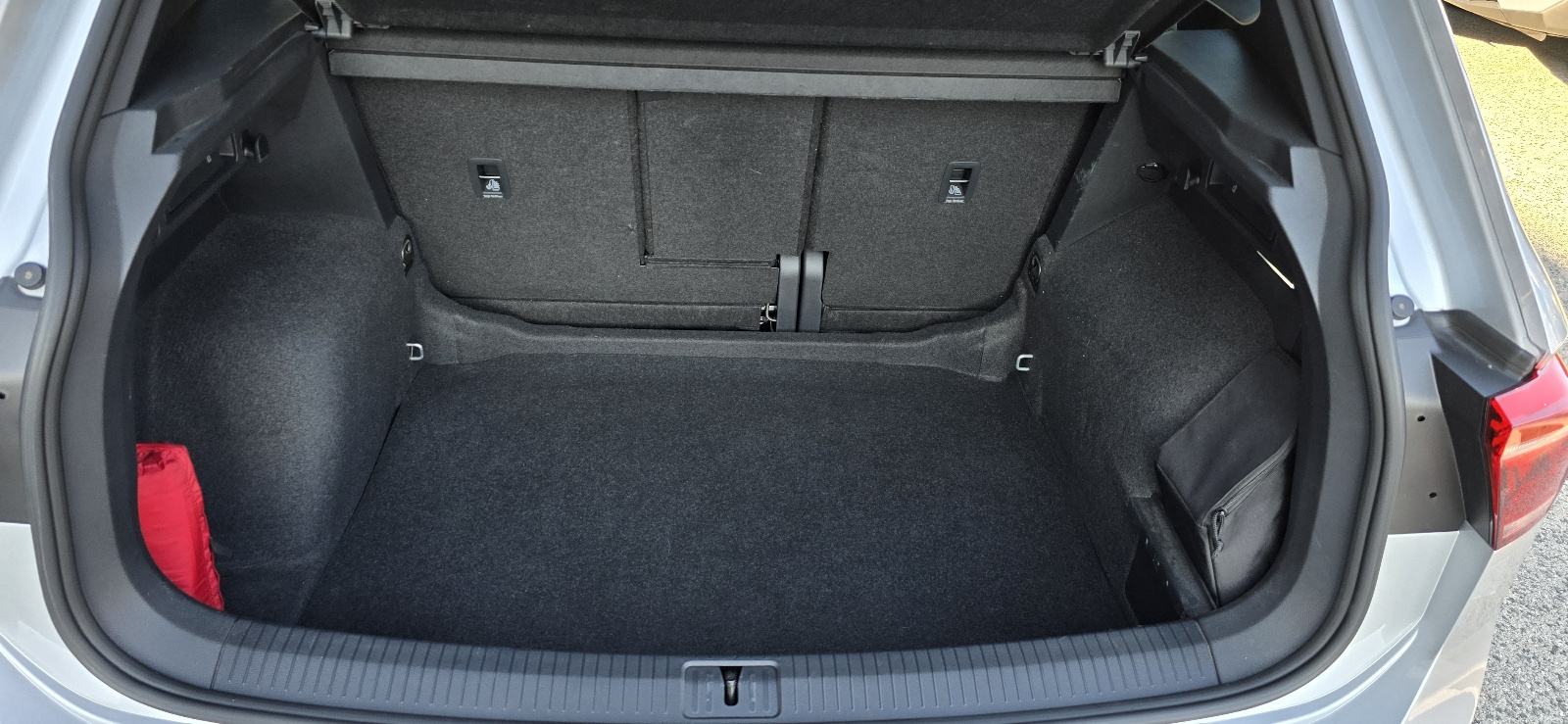 VW Tiguan 2,0 TDI DSG R LINE - 2022 - 150.000km - REG 1 GOD!, fotografija 17