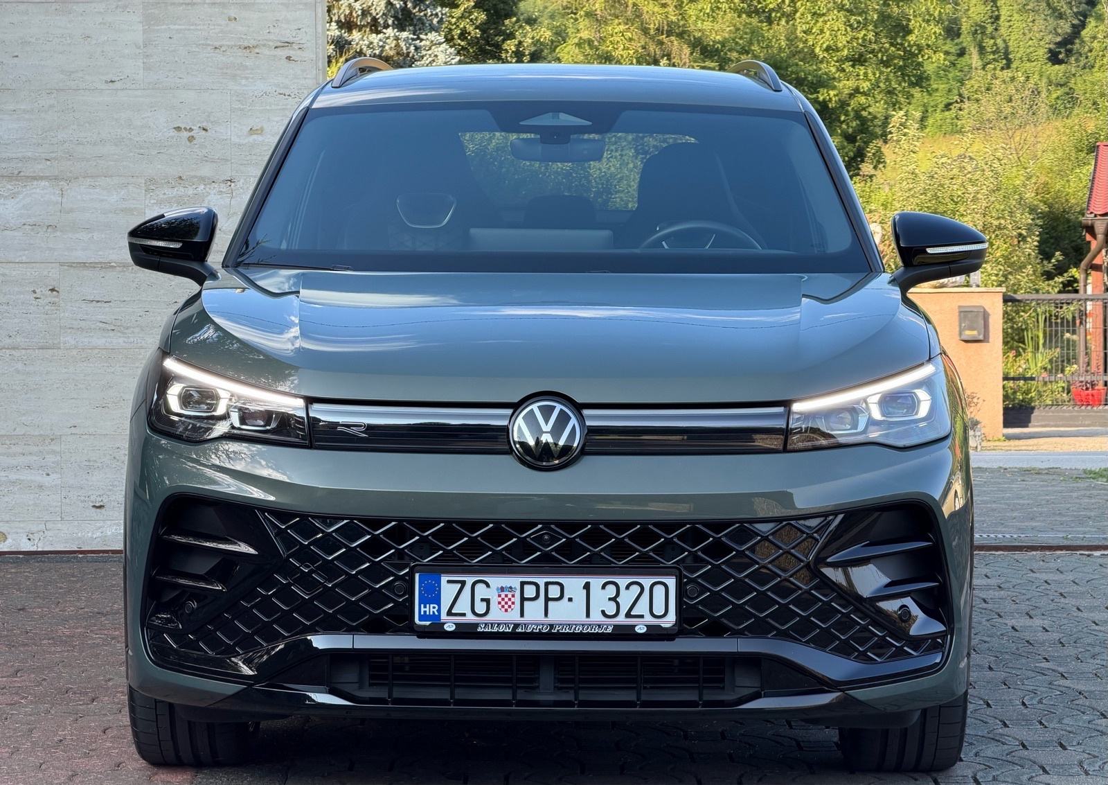 VW Tiguan 2,0 TDI DSG,R-LINE,HDMATRIX,HUD,360KAM,ALU 20,KUKA,GARANCIJA, fotografija 2