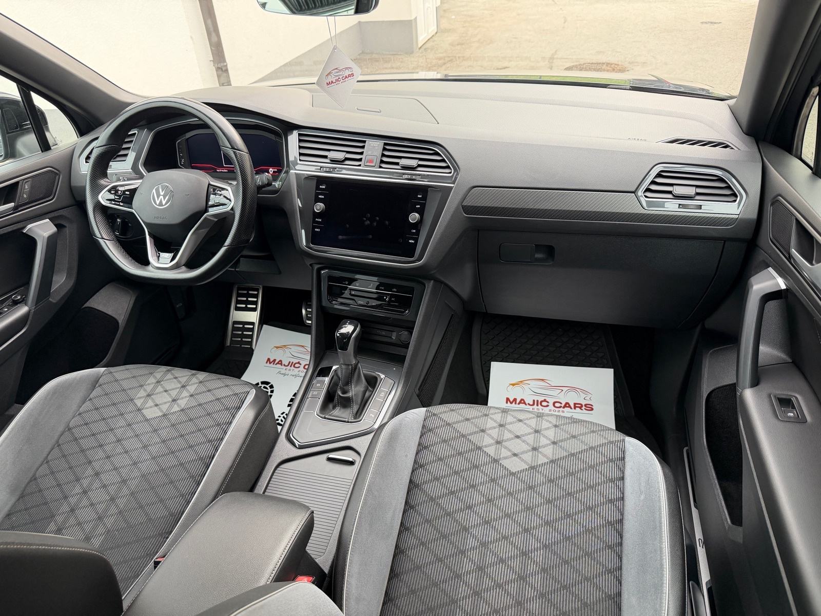 VW Tiguan 2,0 TDI DSG,R-LINE,AMBILIGHT, crni crom, Jamstvo, fotografija 7