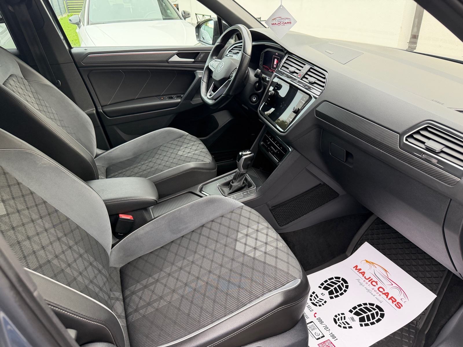VW Tiguan 2,0 TDI DSG,R-LINE,AMBILIGHT, crni crom, Jamstvo, fotografija 11