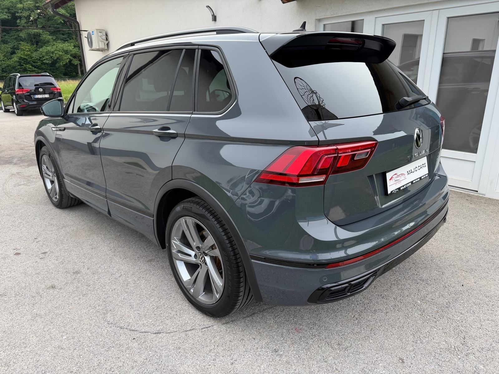 VW Tiguan 2,0 TDI DSG,R-LINE,AMBILIGHT, crni crom, Jamstvo, fotografija 6