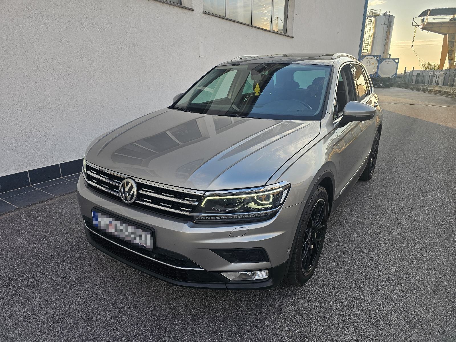 VW Tiguan 2,0 TDI, DSG, reg. do 01./27., panorama...., fotografija 2