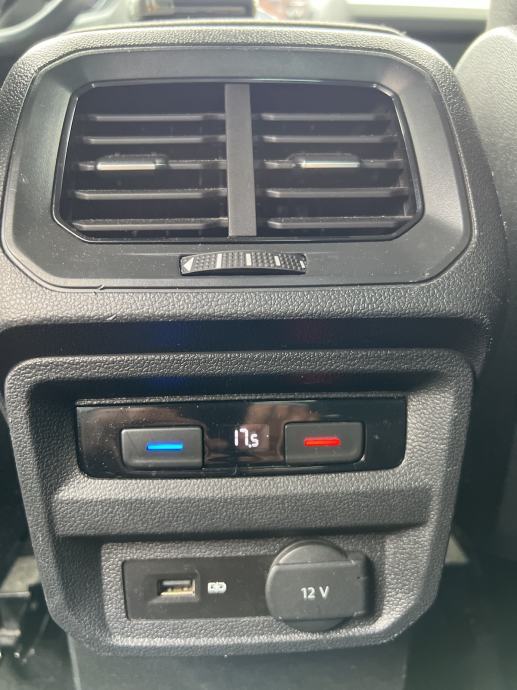 VW Tiguan 2,0 TDI DSG, fotografija 12