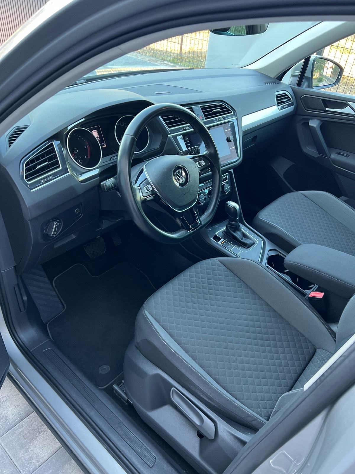 VW Tiguan 2,0 TDI DSG, fotografija 8