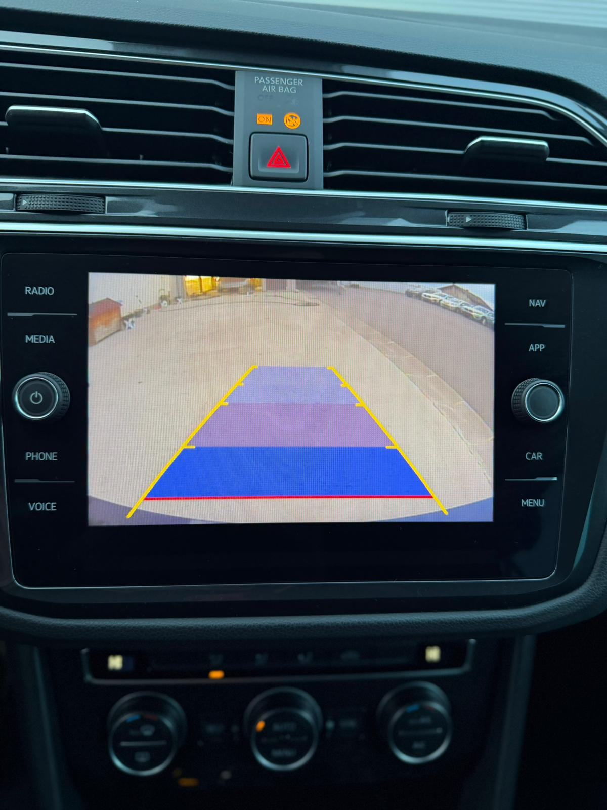 VW Tiguan 2,0 TDI DSG--VIRTUAL--LED--KAMERA--ADAP.TEMPOMAT, fotografija 12