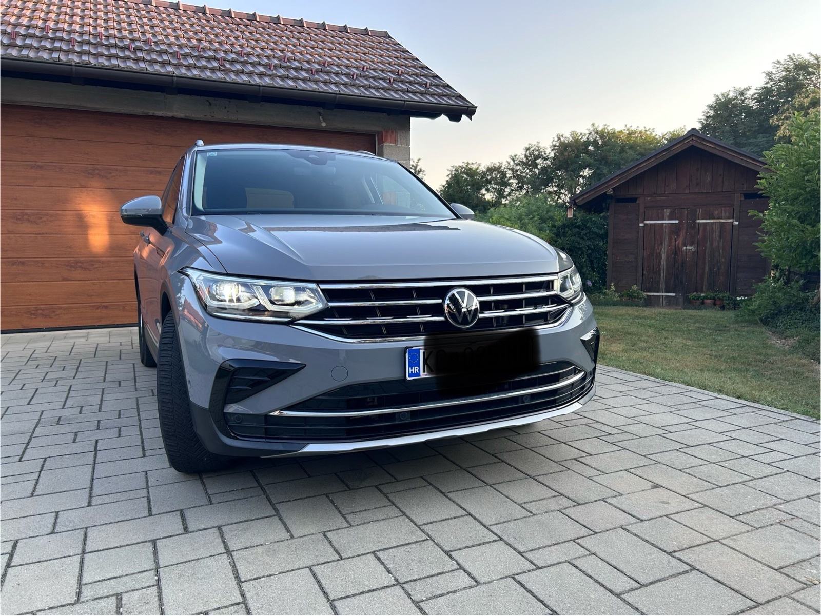 VW TIGUAN 2.0 TDI ELEGANCE DSG 150 KS, MATRIX HARMAN/KARDON TOP STANJE, fotografija 3