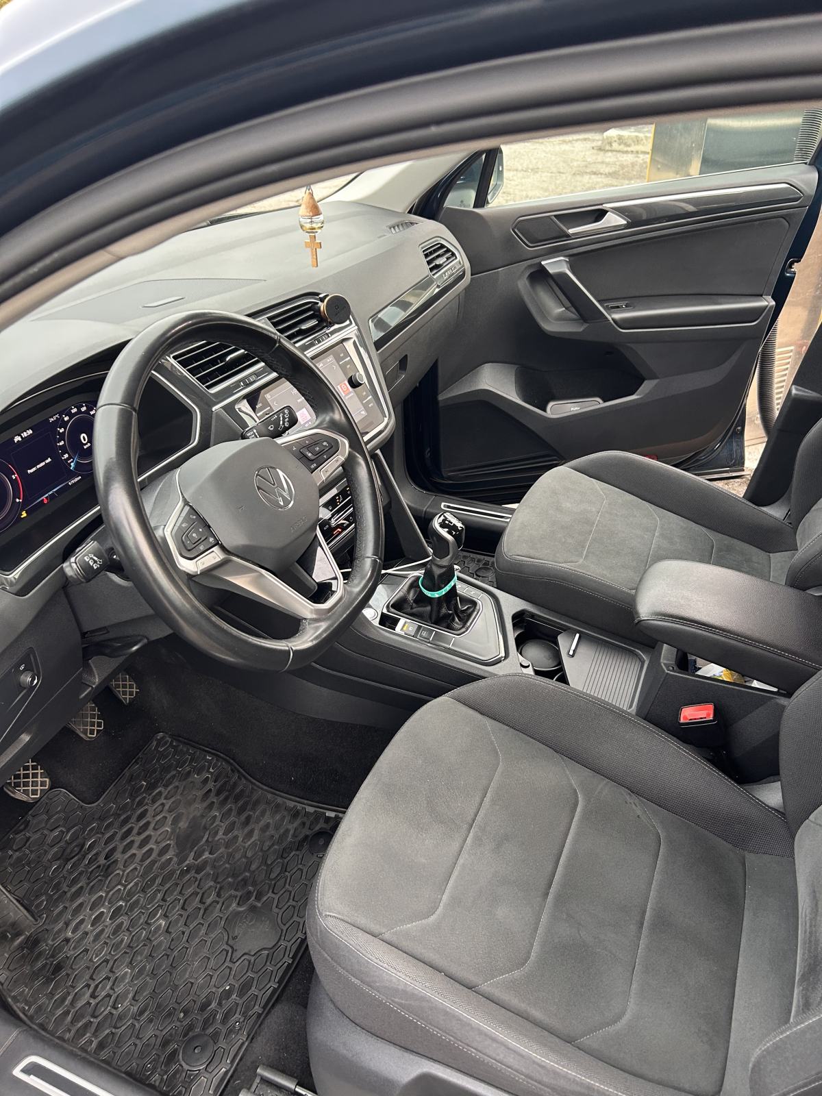 VW Tiguan 2,0 TDI Elegance, fotografija 14