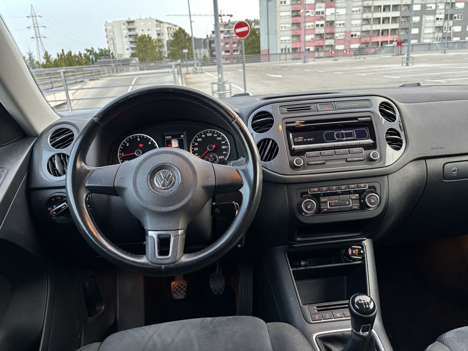 VW Tiguan 2.0 TDI Facelift / Bixenon / Odličan / Plaćeno sve do reg., fotografija 8