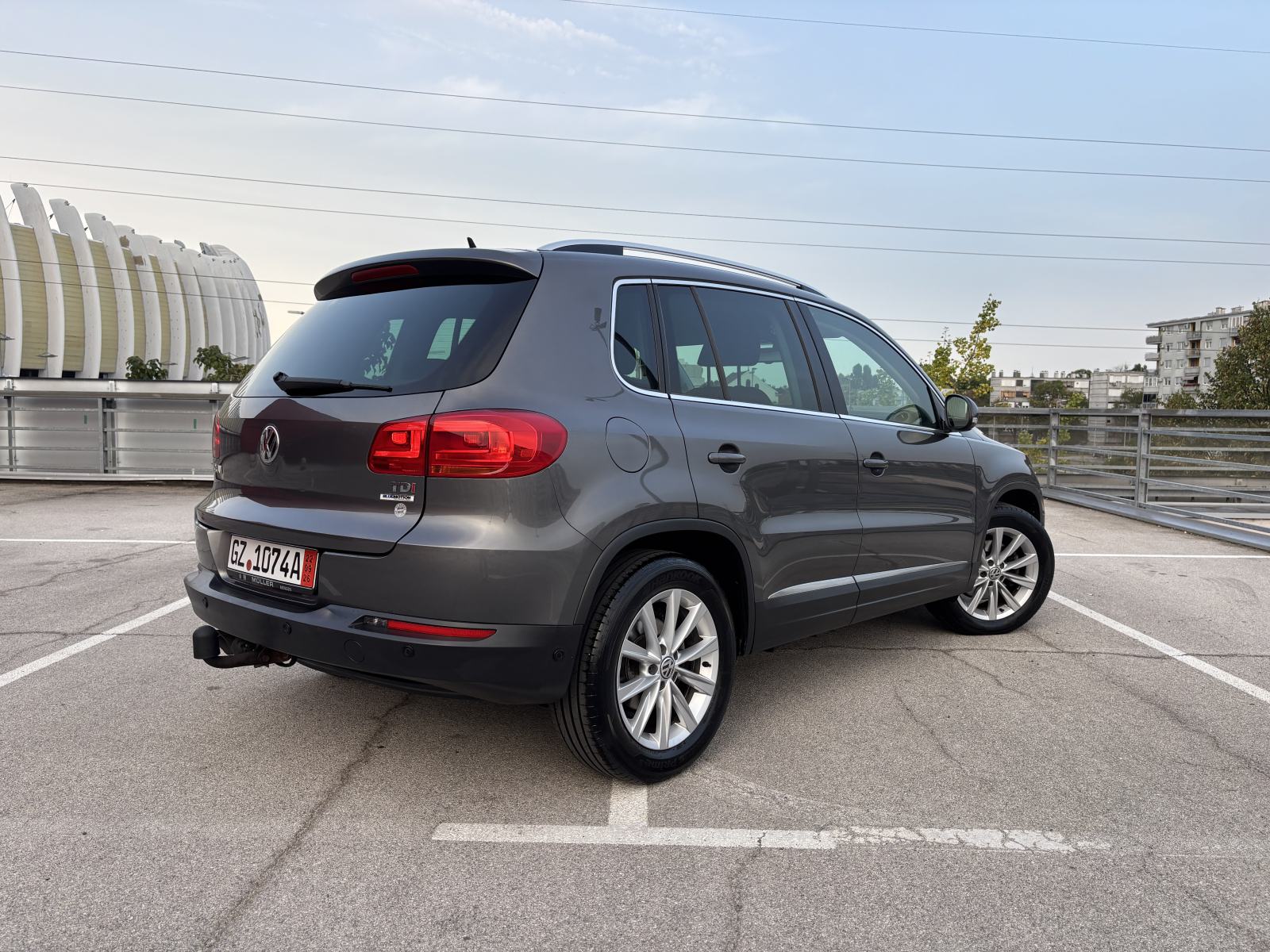 VW Tiguan 2.0 TDI Facelift / Bixenon / Odličan / Plaćeno sve do reg., fotografija 3