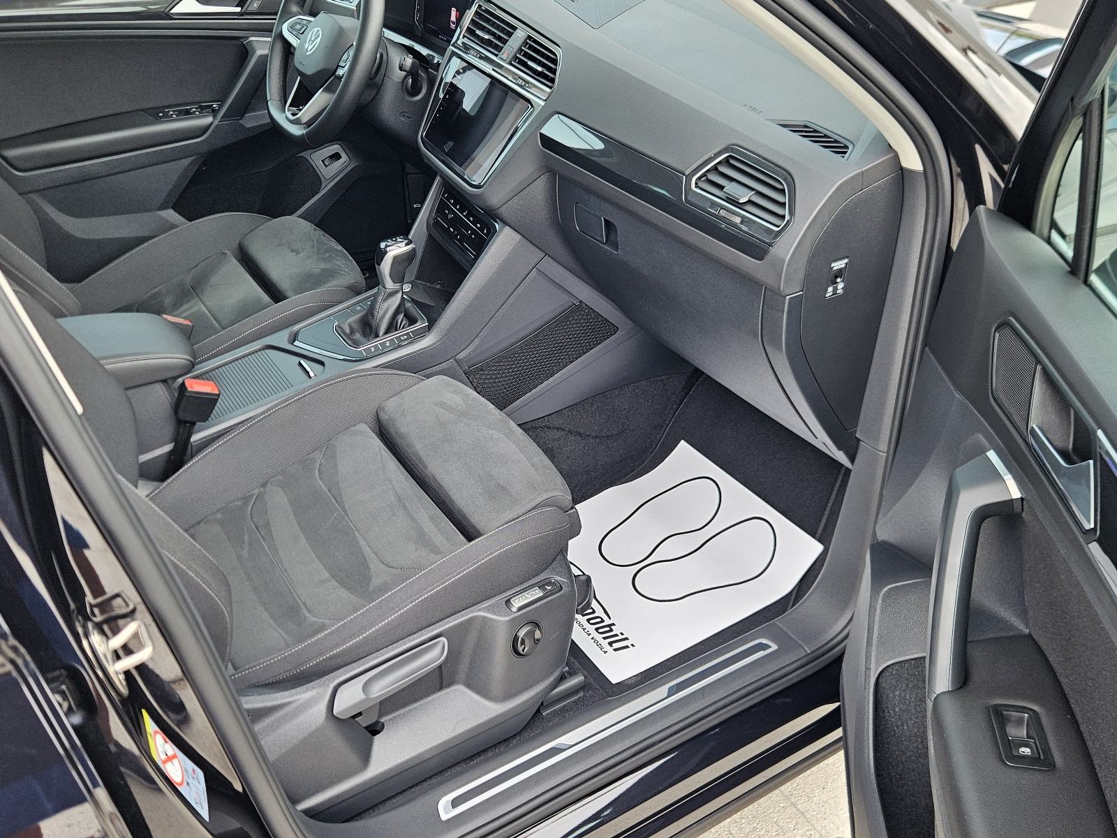 VW Tiguan 2,0 TDI DSG HIGHLINE ALU,NAVI,PANORAMA,VIRTUAL, fotografija 13