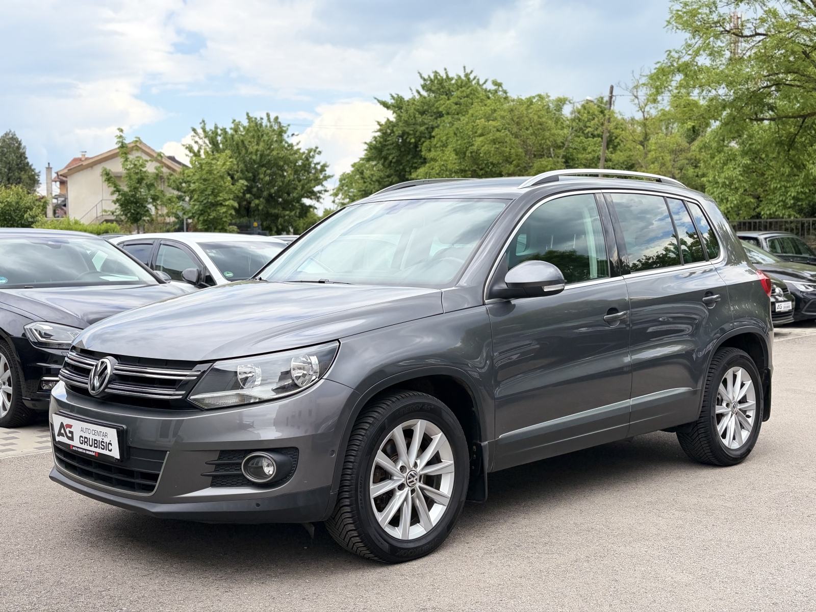 VW Tiguan 2,0 TDI Highline *Top oprema* *Servisna knjiga*, fotografija 6