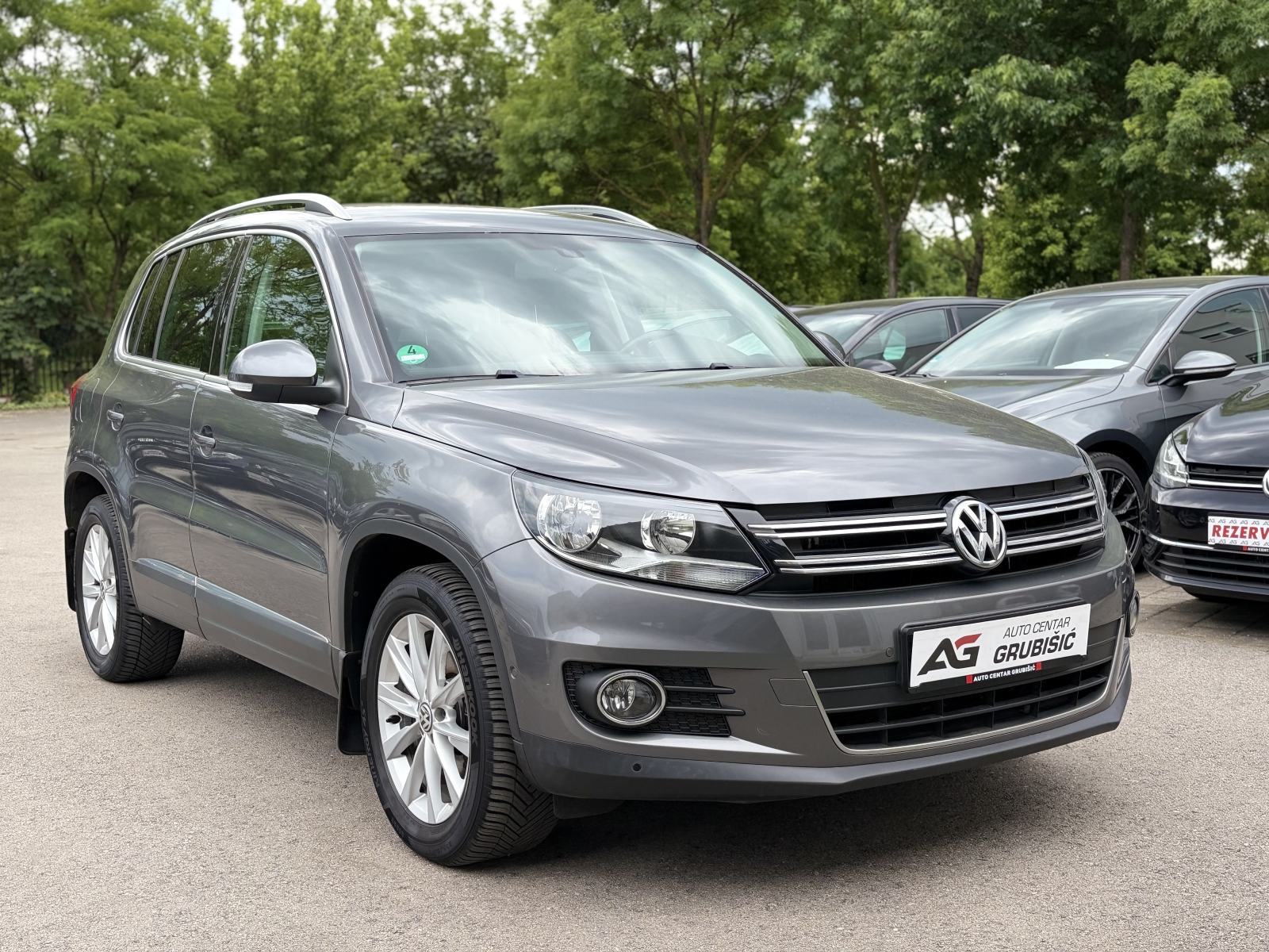 VW Tiguan 2,0 TDI Highline *Top oprema* *Servisna knjiga*, fotografija 9