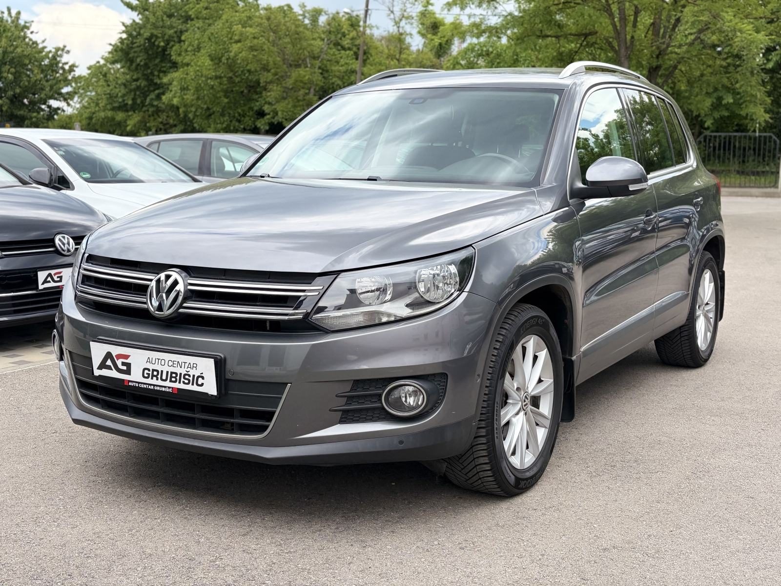 VW Tiguan 2,0 TDI Highline *Top oprema* *Servisna knjiga*, fotografija 3