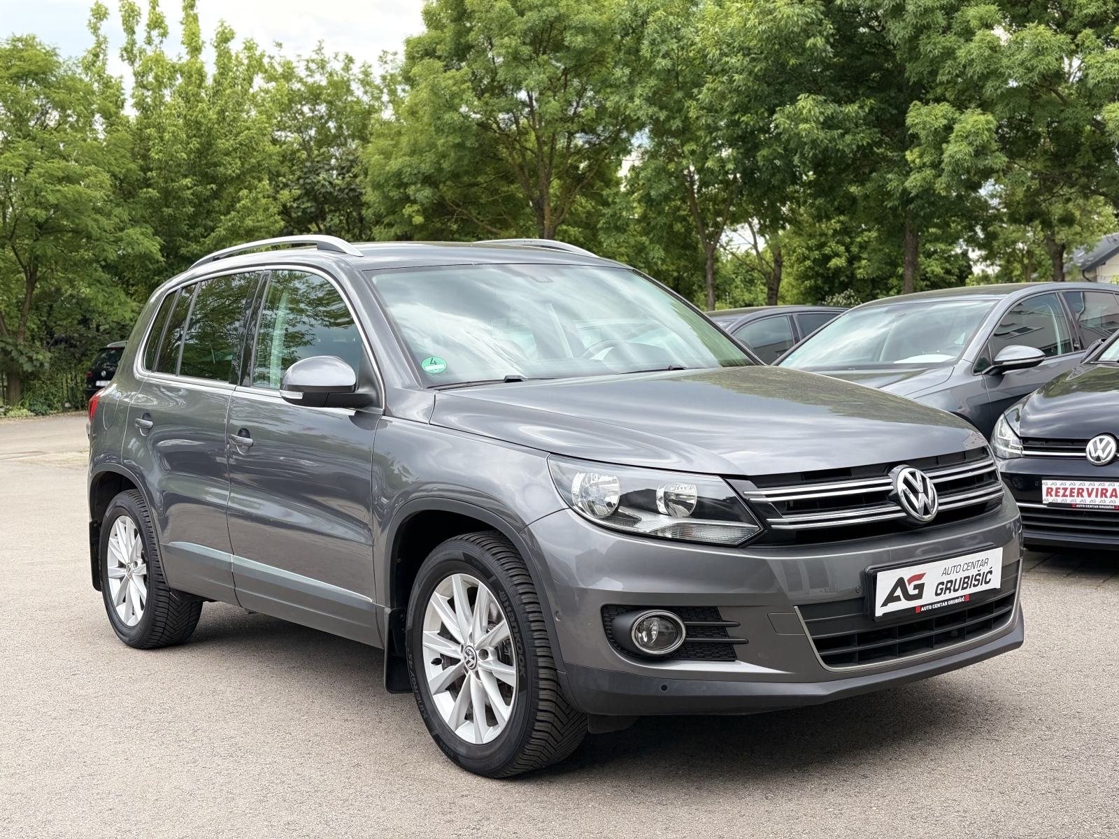 VW Tiguan 2,0 TDI Highline *Top oprema* *Servisna knjiga*, fotografija 5