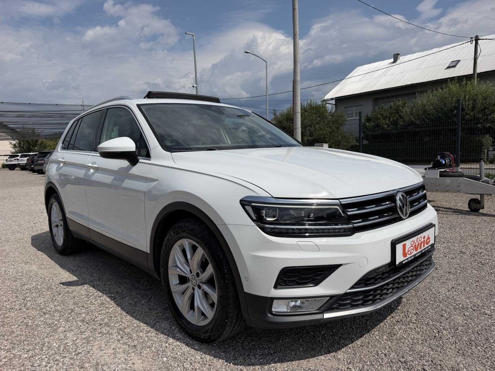 VW Tiguan 2,0 TDI Highline - VIRTUAL COCPIT - PANORAMA - GARANCIJA, fotografija 2
