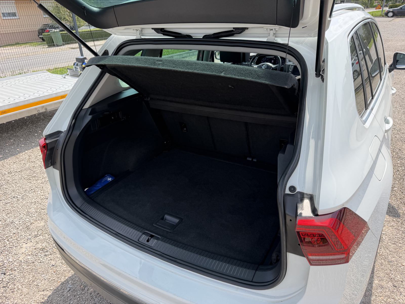 VW Tiguan 2,0 TDI Highline - VIRTUAL COCPIT - PANORAMA - GARANCIJA, fotografija 14