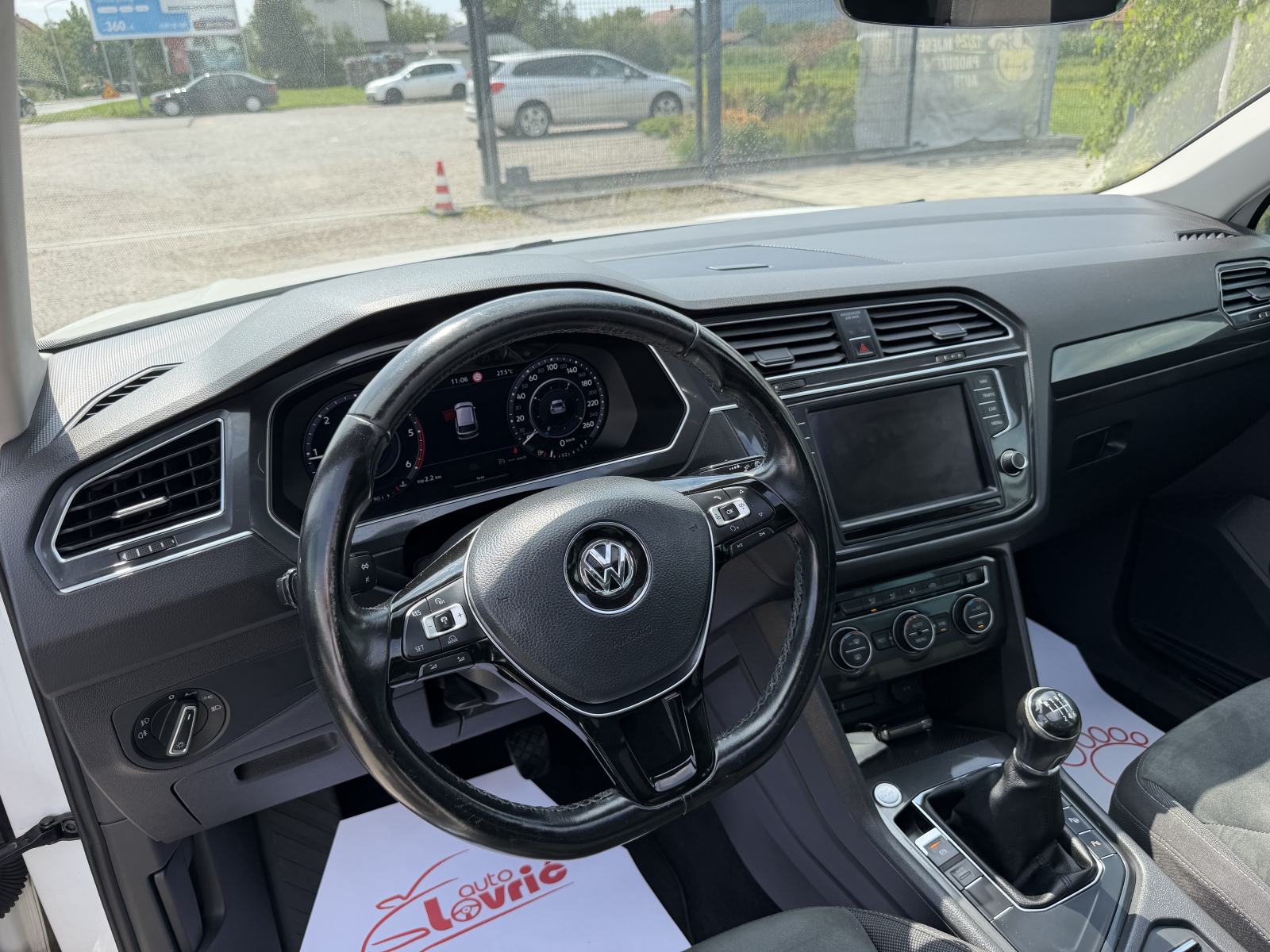 VW Tiguan 2,0 TDI Highline - VIRTUAL COCPIT - PANORAMA - GARANCIJA, fotografija 18