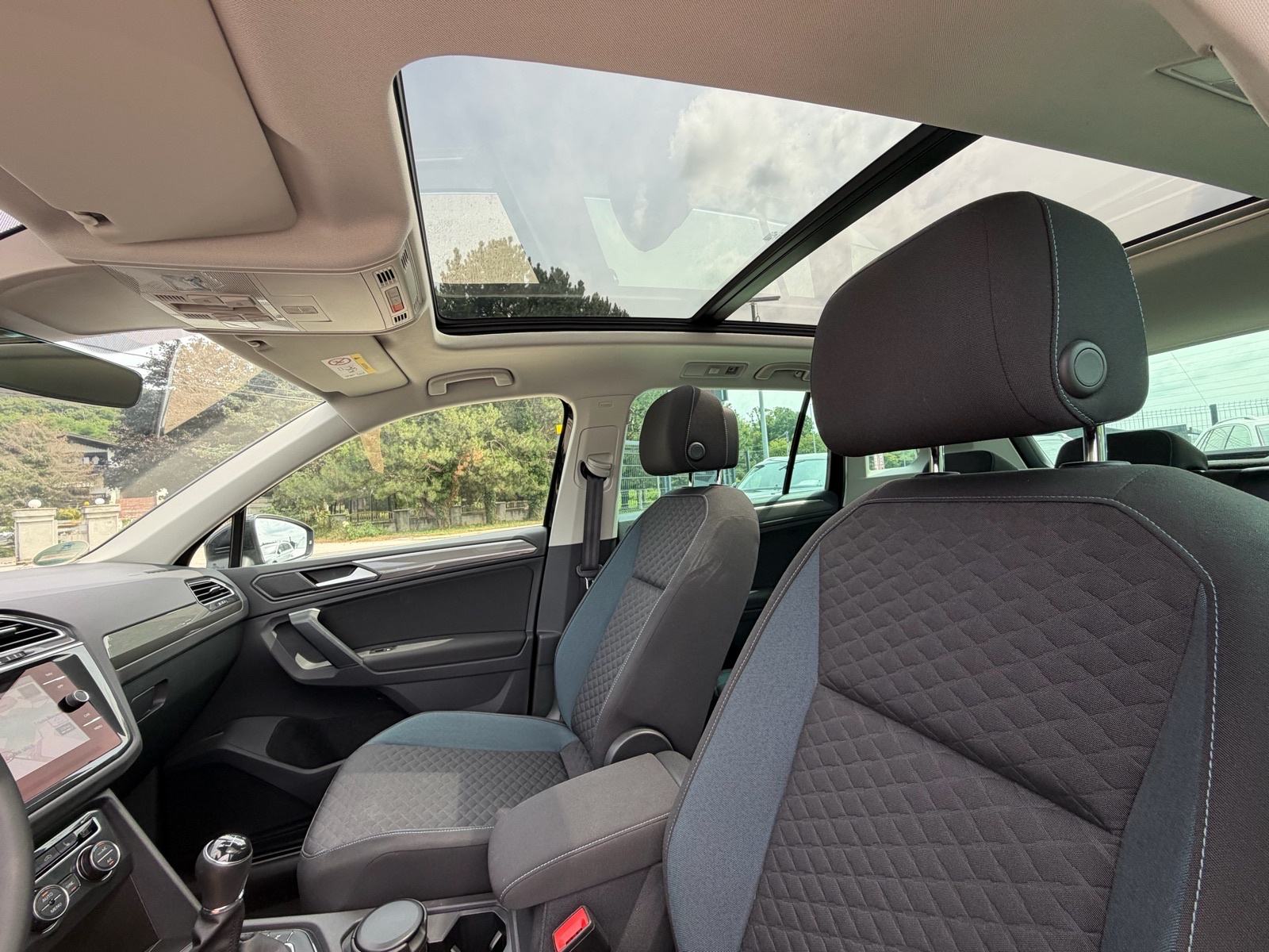 VW Tiguan 2,0 TDI IQ DRIVE *49tkm* *TOP OPREMA!* *1.Vlasnik!* Servisna, fotografija 17