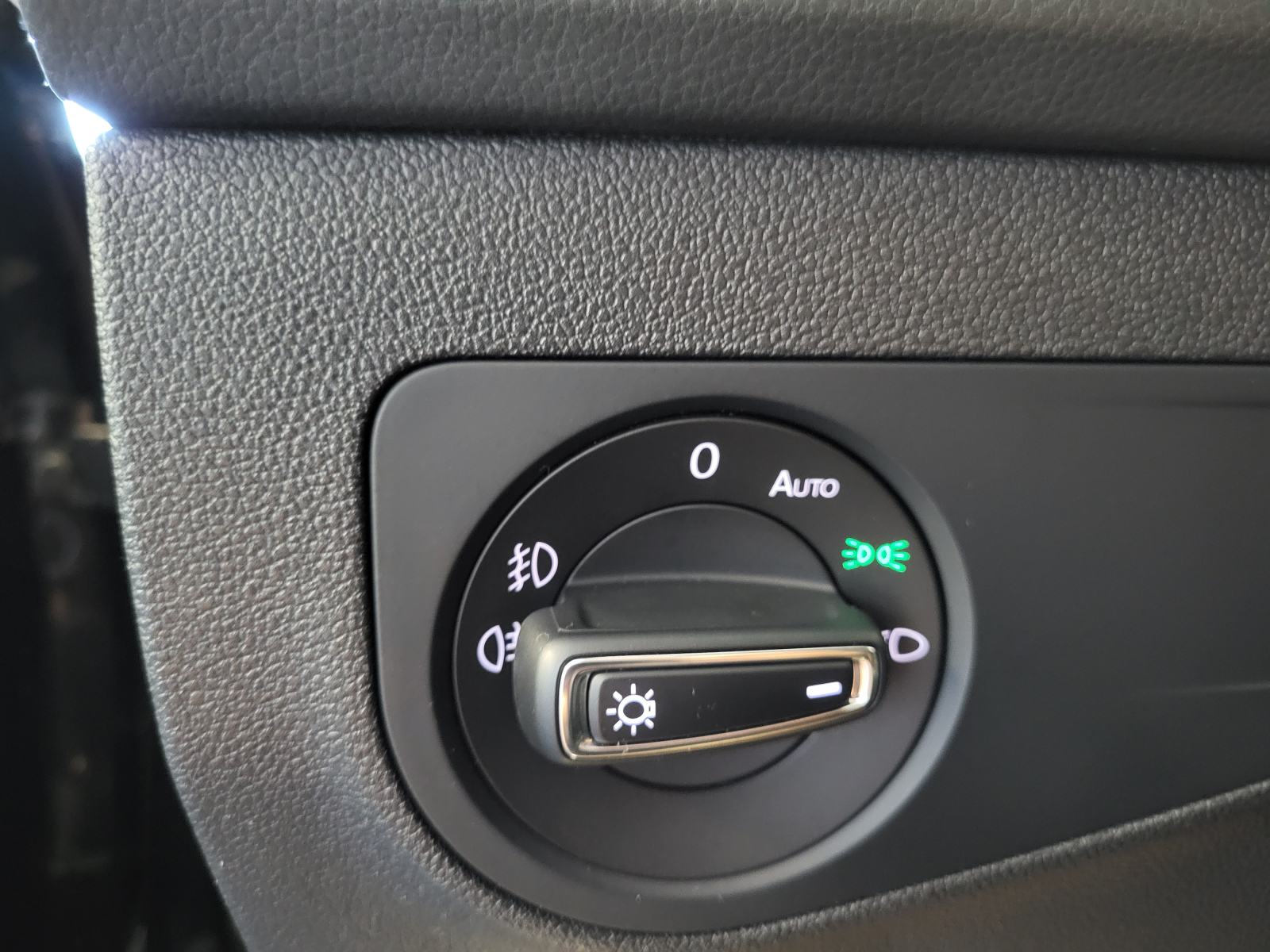 VW TIGUAN 2.0 TDI KLIMA U 3 ZONE ALKANTARA LED+XENON NAVI REG 08/2027, fotografija 13