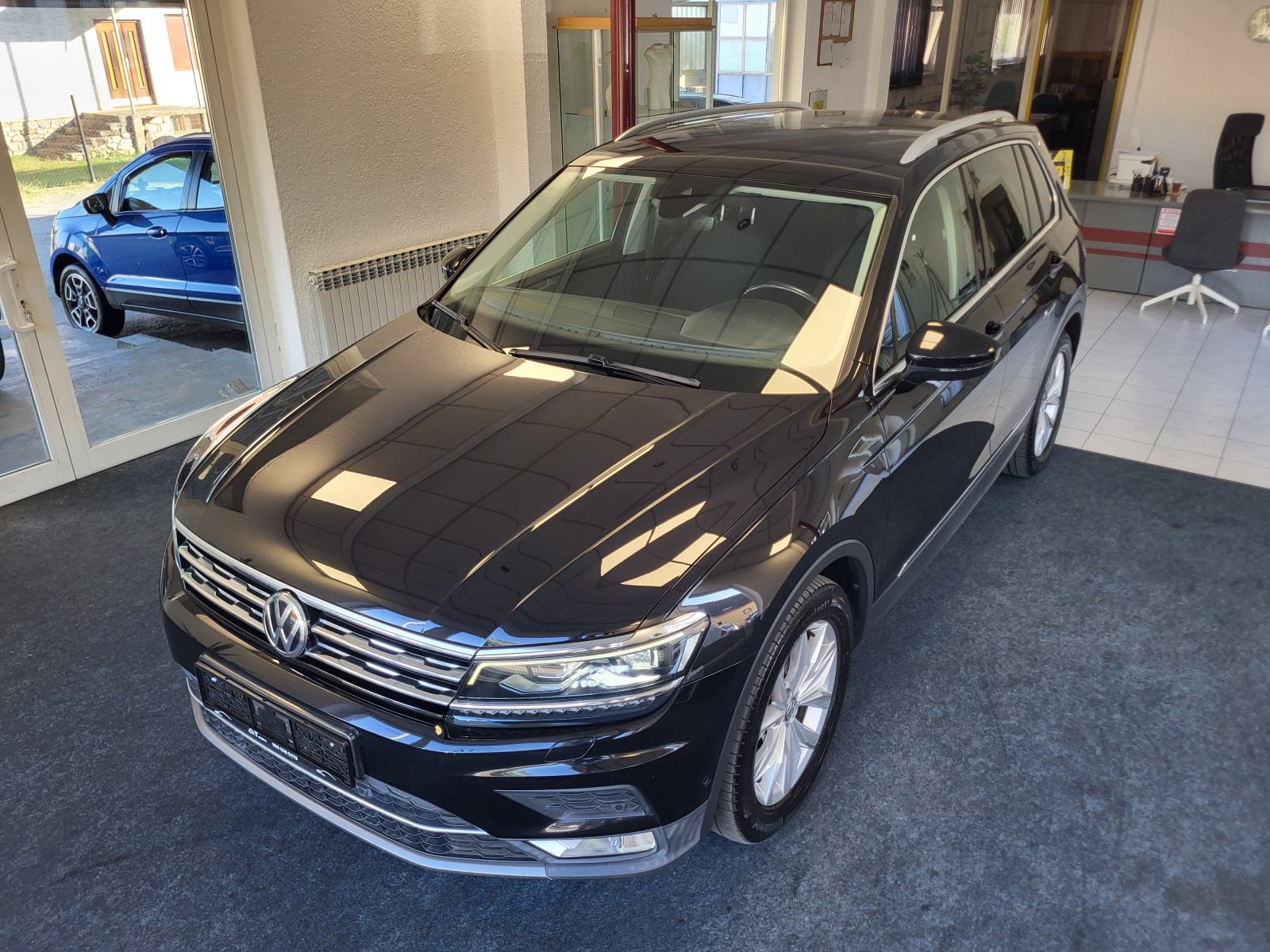 VW TIGUAN 2.0 TDI KLIMA U 3 ZONE ALKANTARA LED+XENON NAVI REG 08/2027, fotografija 3