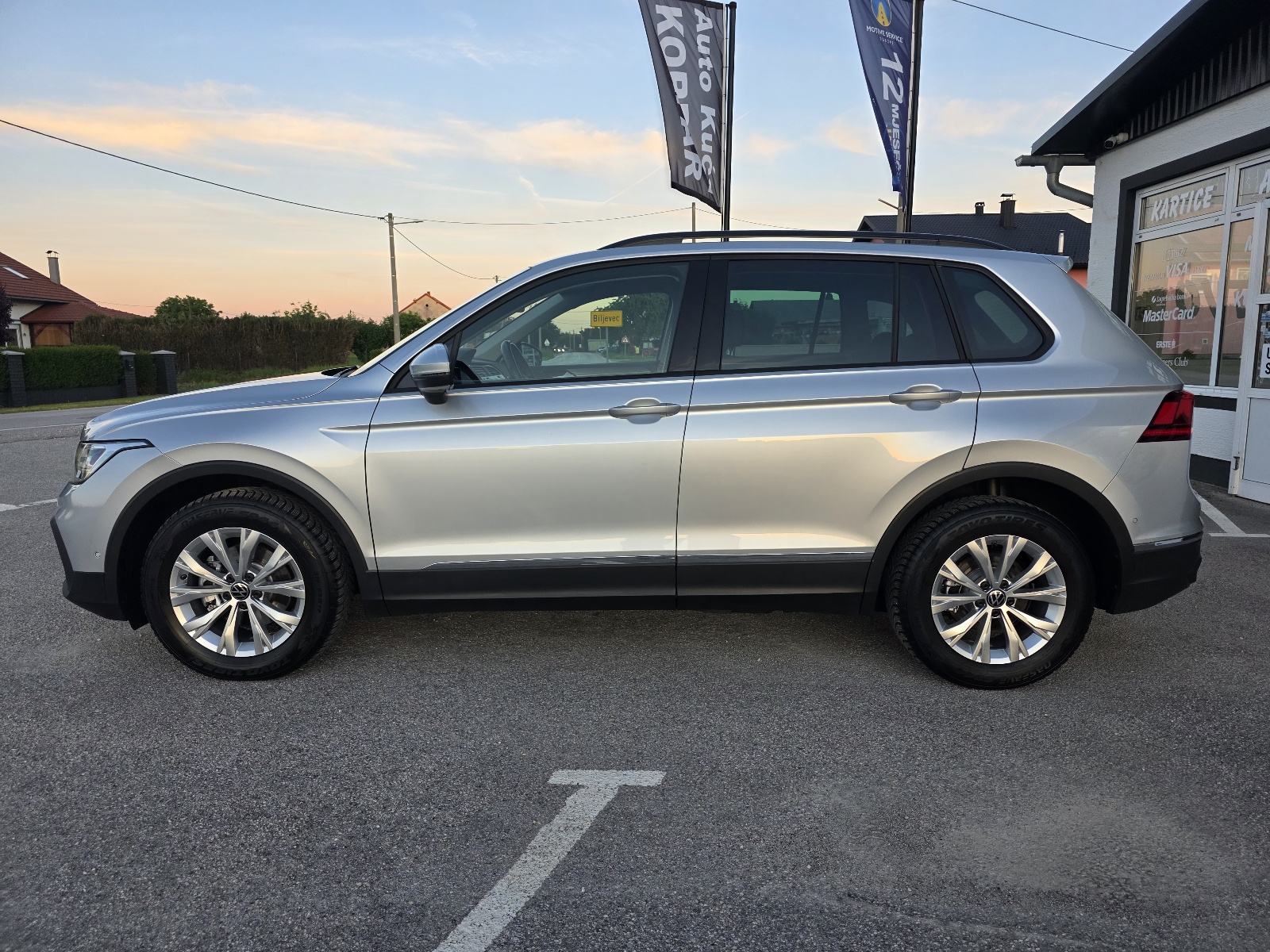 VW Tiguan 2.0 TDI LIFE automatik,110kw,1.vl,TVORNIČKO JAMSTVO, fotografija 8