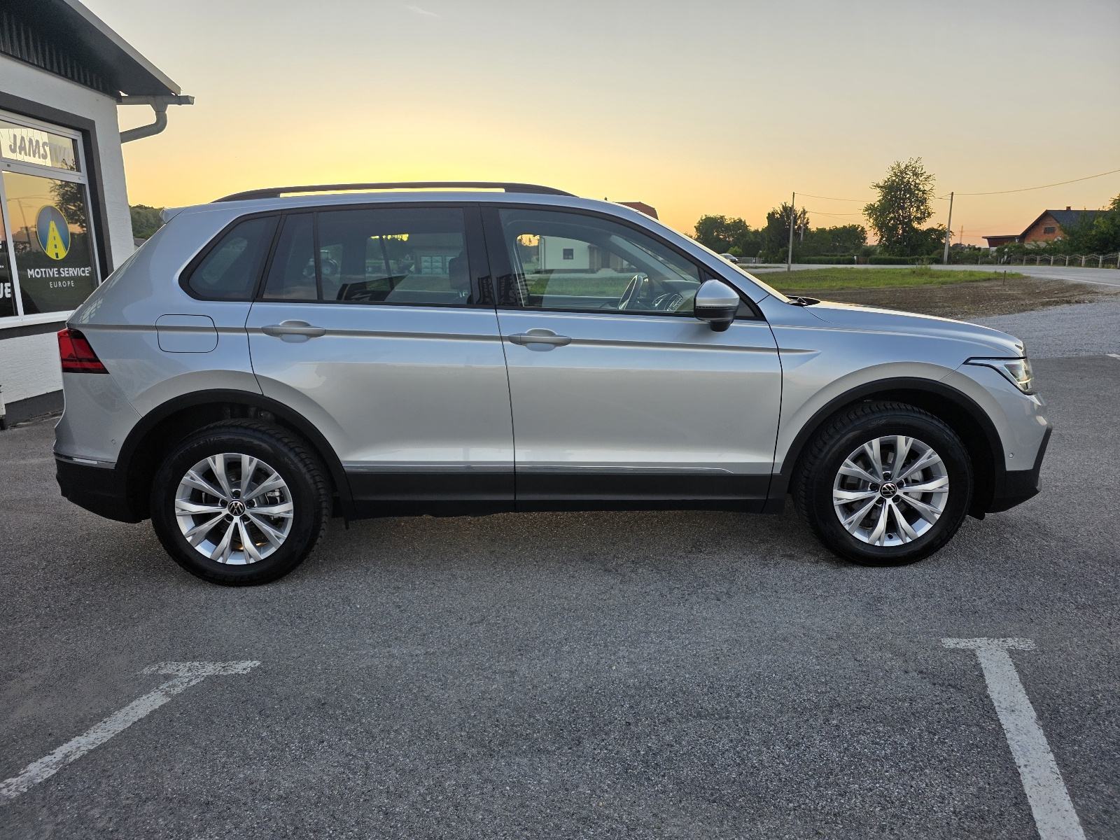 VW Tiguan 2.0 TDI LIFE automatik,110kw,1.vl,TVORNIČKO JAMSTVO, fotografija 4