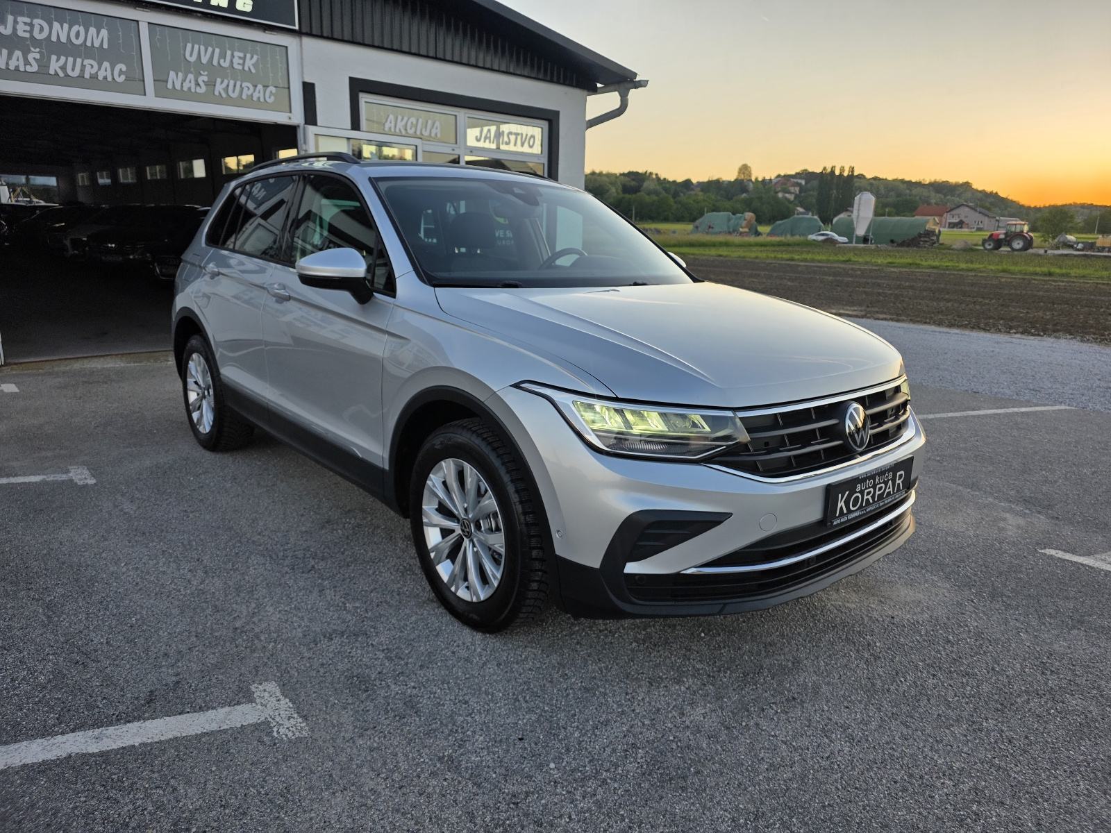 VW Tiguan 2.0 TDI LIFE automatik,110kw,1.vl,TVORNIČKO JAMSTVO, fotografija 3
