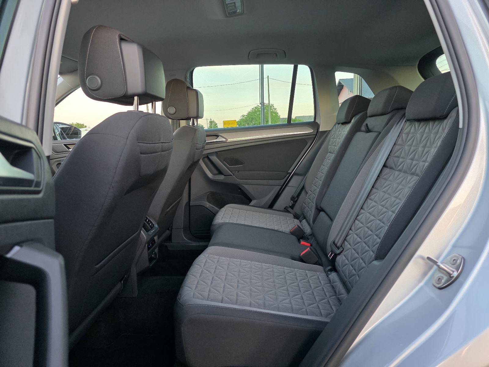 VW Tiguan 2.0 TDI LIFE automatik,110kw,1.vl,TVORNIČKO JAMSTVO, fotografija 15