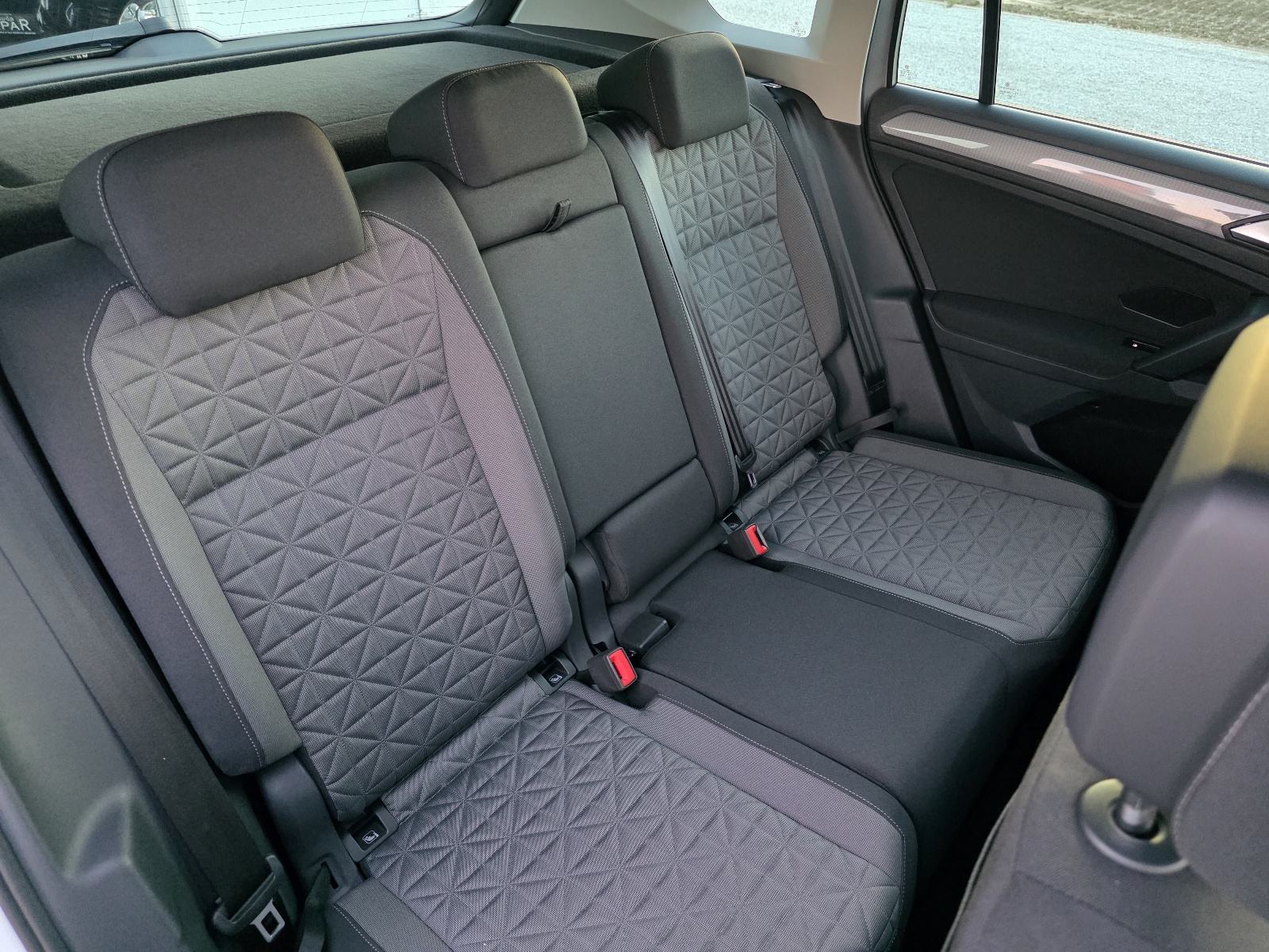 VW Tiguan 2.0 TDI LIFE automatik,110kw,1.vl,TVORNIČKO JAMSTVO, fotografija 16