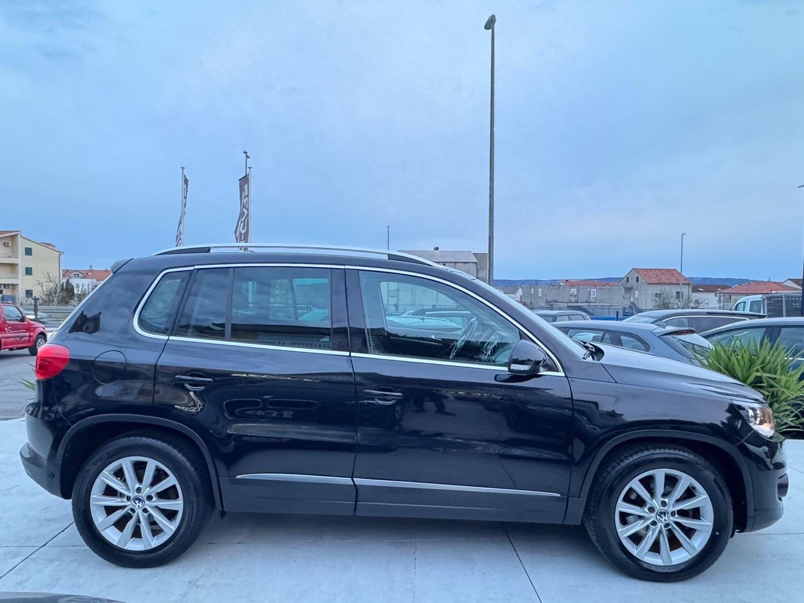 VW Tiguan 2,0 TDI BMT—Mod 2016 FACELIFT—PARK PILOT—ALCANTARA—NAVI—FULL, fotografija 11