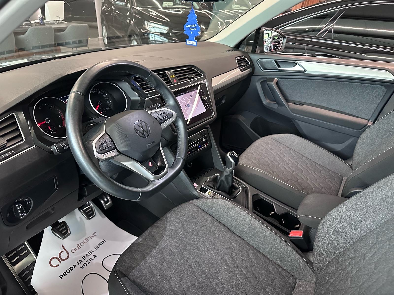 VW Tiguan 2,0 TDI NAVI • ACC • KAMERA • LEASING RATA VEĆ OD: 377,00 €, fotografija 11