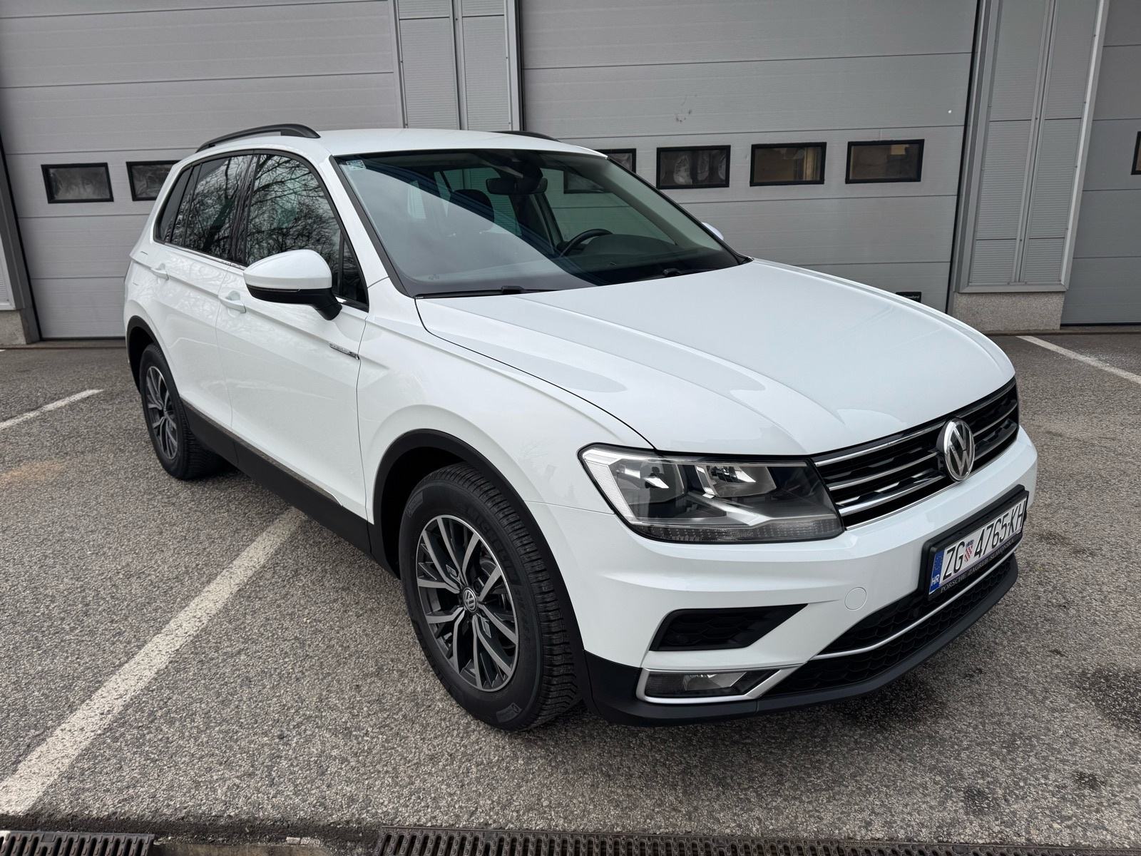 VW Tiguan 2,0 TDI *NIJE UVOZ,REG 03/27,2xKLJUČA,ORIGINAL KM,SERVISNA*, fotografija 7