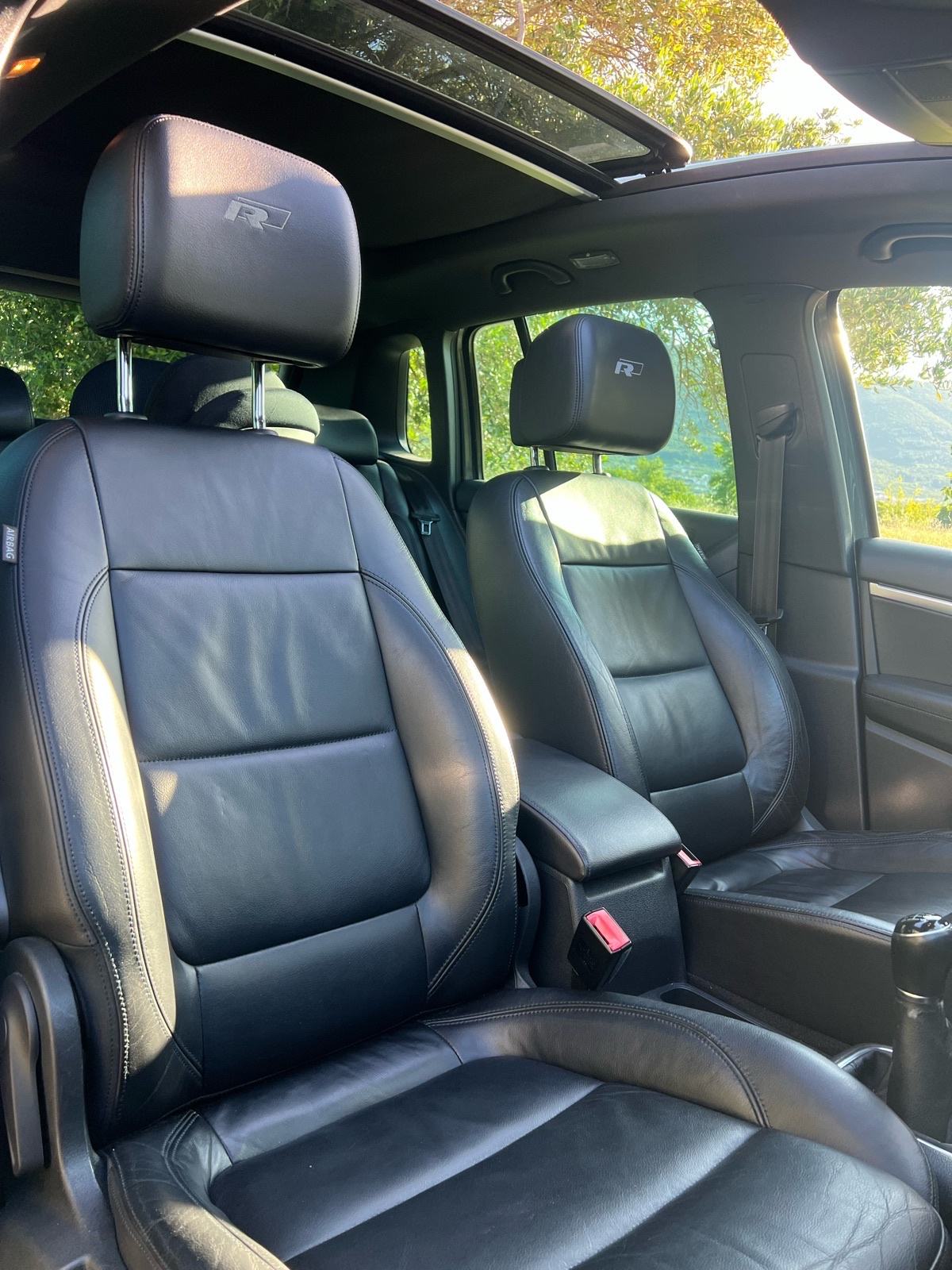 VW TIGUAN 2.0 TDI R-LINE FUL OPREMA TOP STANJE, fotografija 15