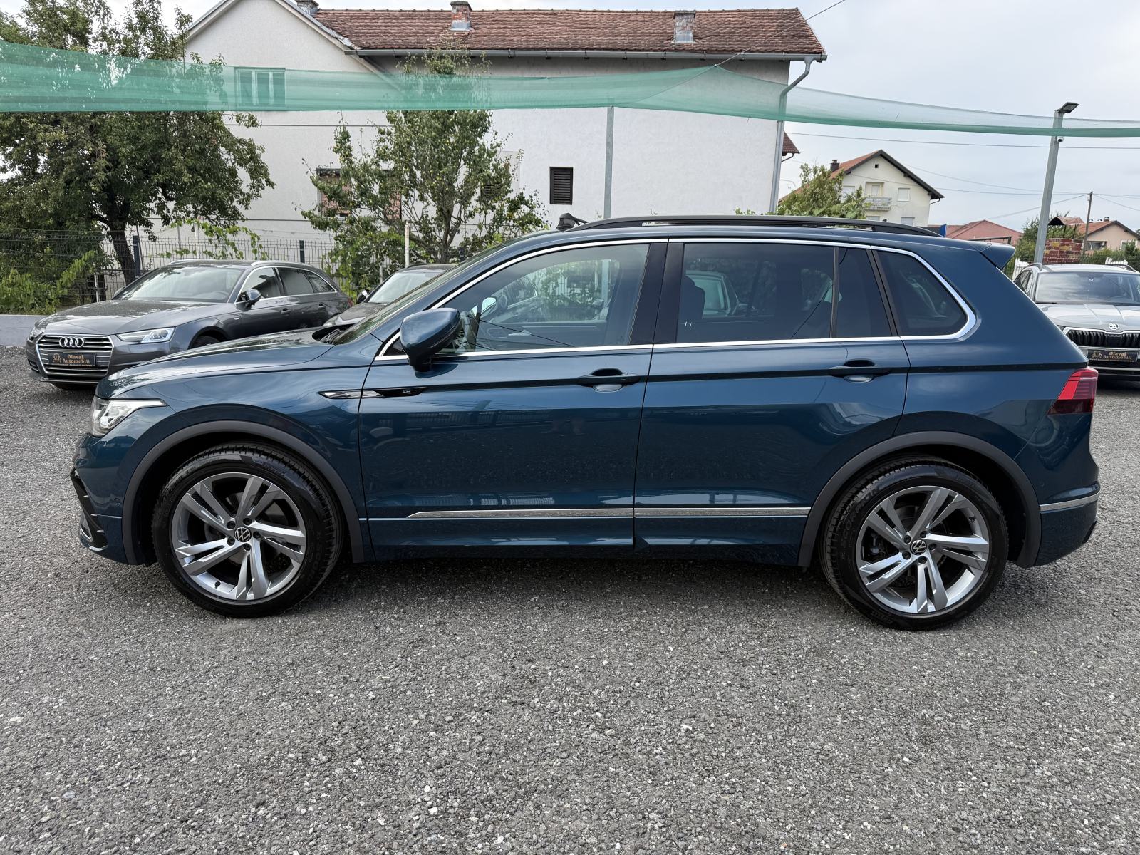 VW Tiguan 2,0 TDI,R-Line,Nav,Pano,Kamera,IQ matrix,Jamstvo!!!, fotografija 4