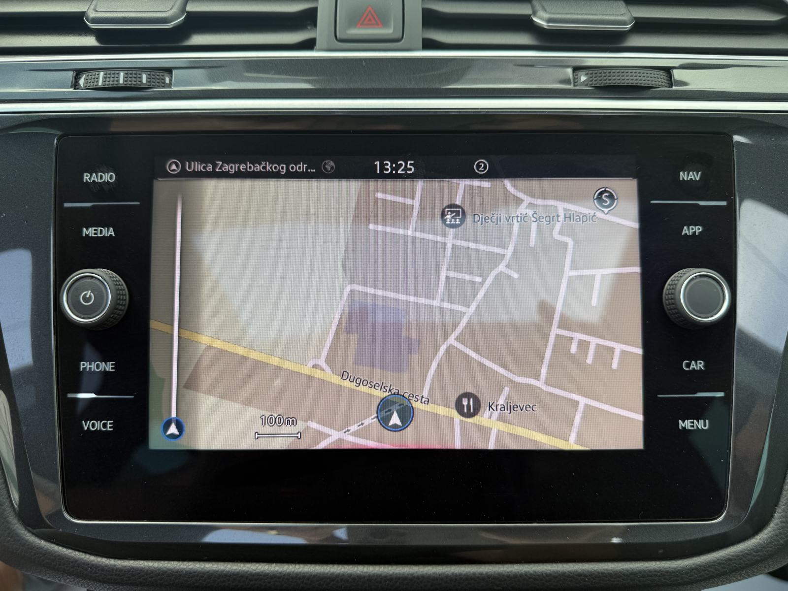 VW Tiguan 2,0 TDI,R-Line,Nav,Pano,Kamera,IQ matrix,Jamstvo!!!, fotografija 15