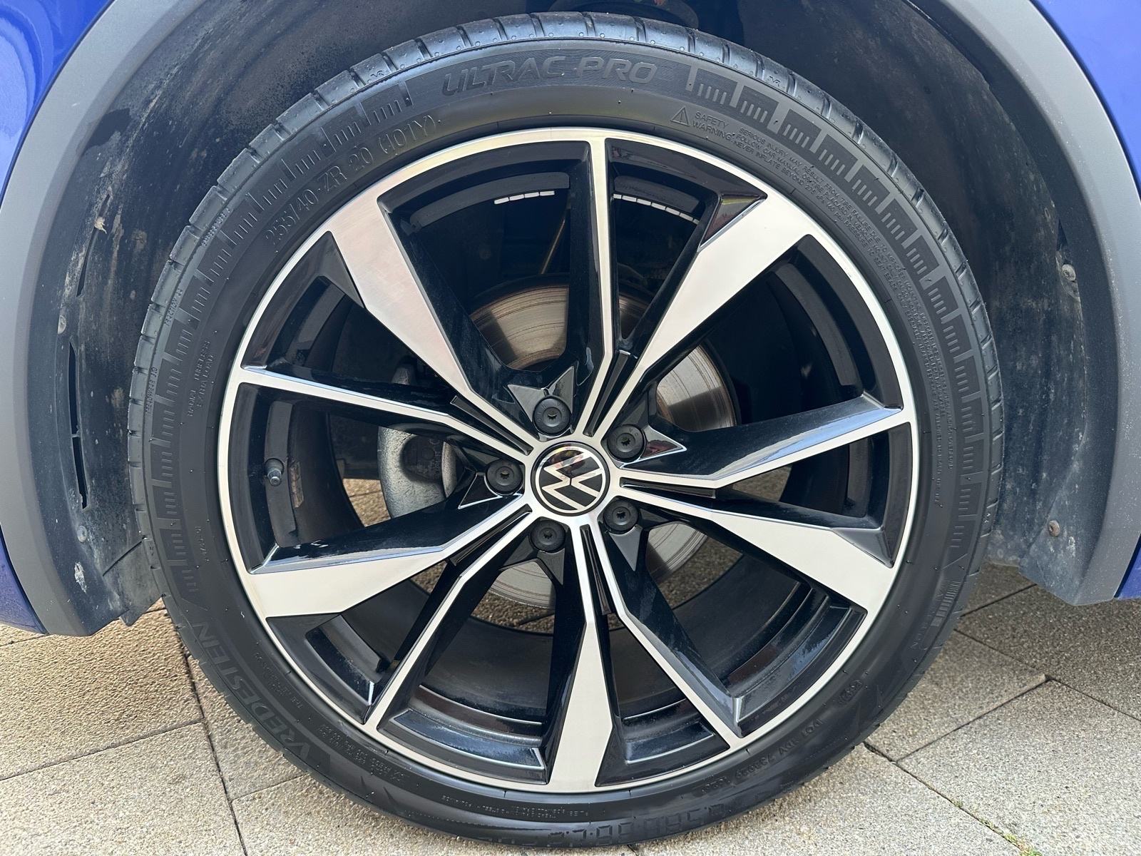 VW Tiguan 2.0 TDI R-Line **PANO*VIRTUAL*ACC*MATRIX LED**, fotografija 19