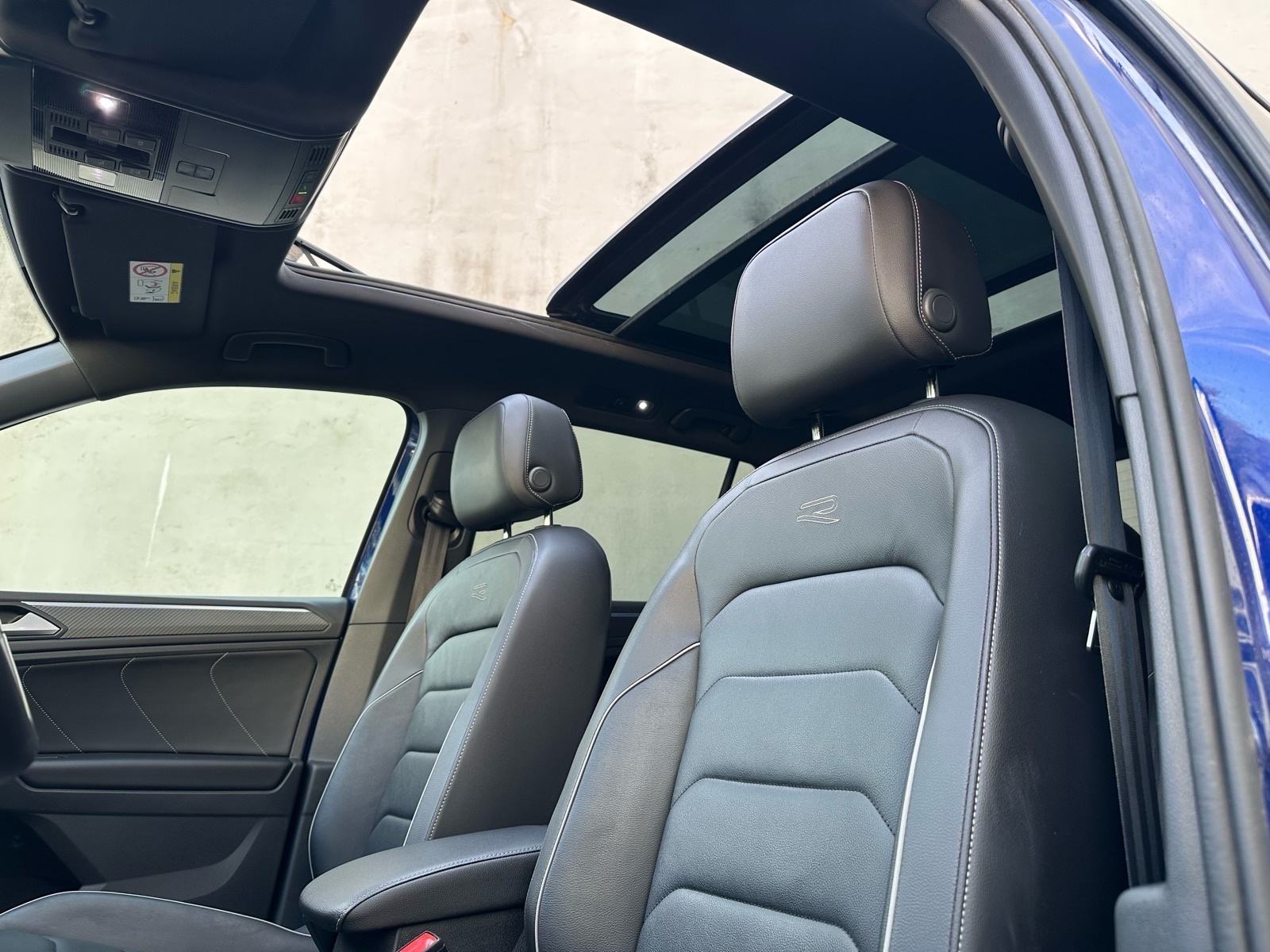 VW Tiguan 2.0 TDI R-Line **PANO*VIRTUAL*ACC*MATRIX LED**, fotografija 10