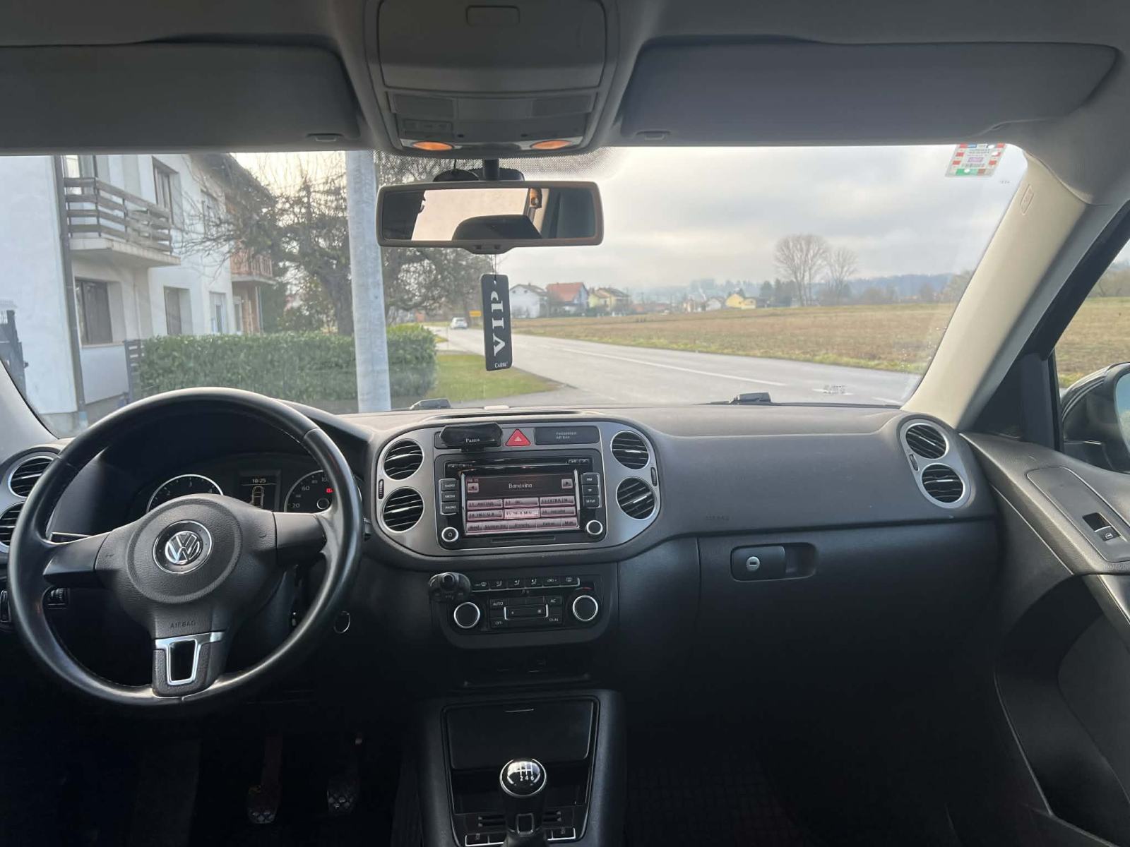 VW Tiguan 2,0 TDI 4 MOTION 4X4 REGISTRIRAN, fotografija 8