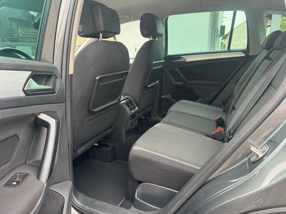 VW Tiguan 2,0 TDI, fotografija 11