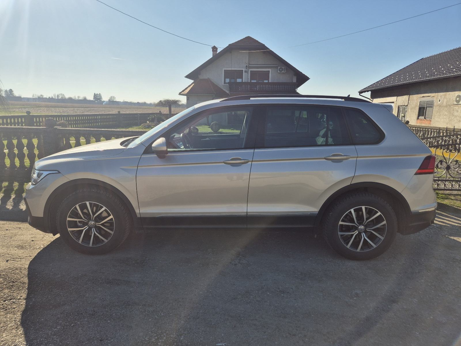 VW Tiguan 2.0 tdi, fotografija 4