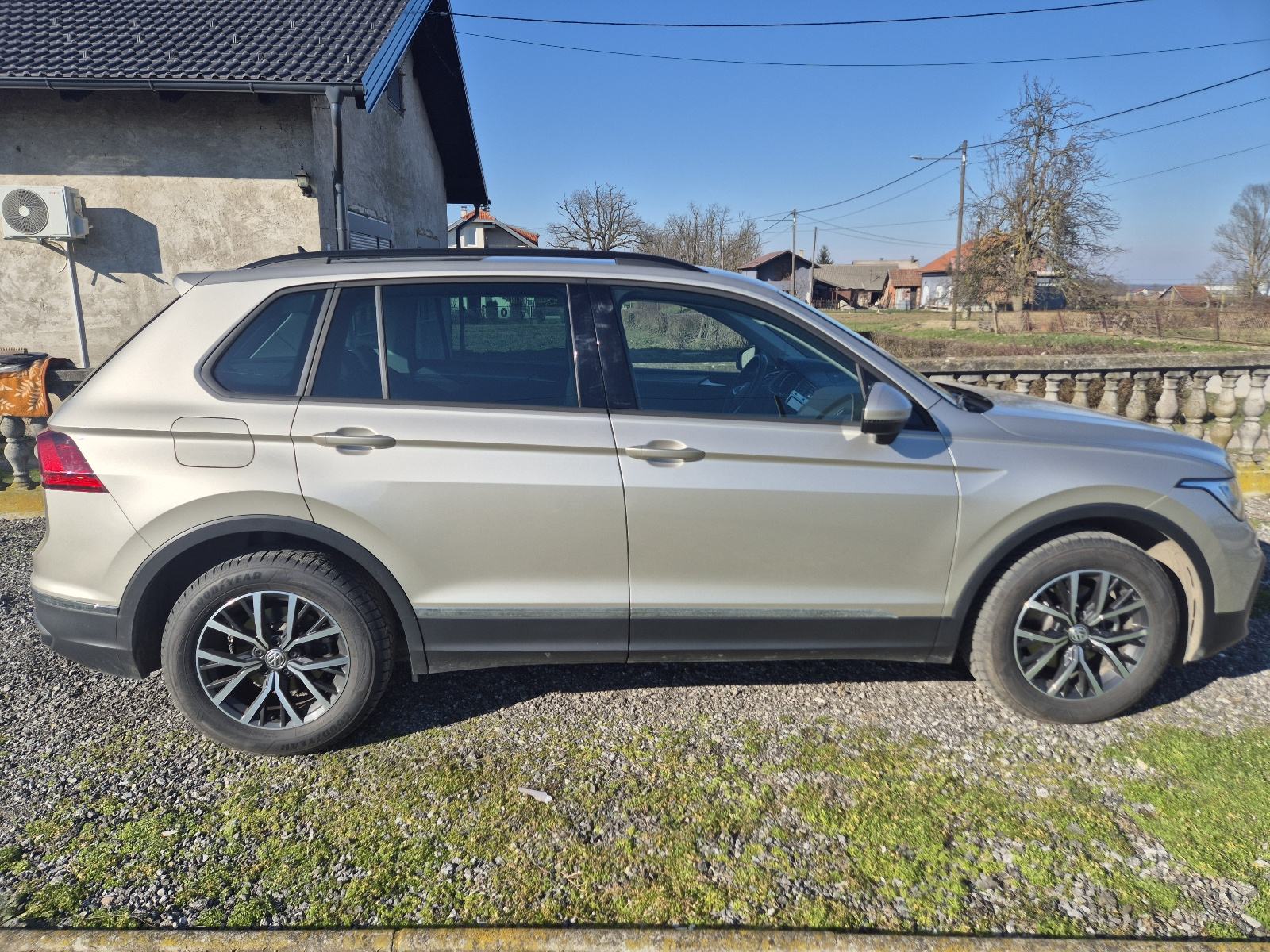 VW Tiguan 2.0 tdi, fotografija 3