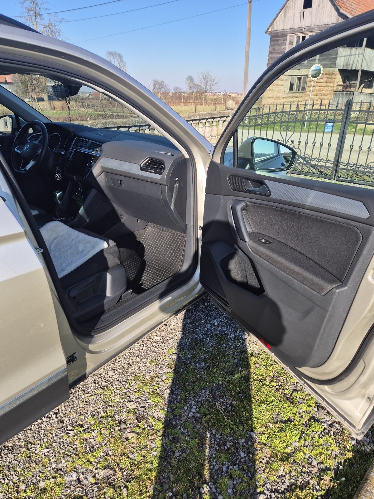 VW Tiguan 2.0 tdi, fotografija 10