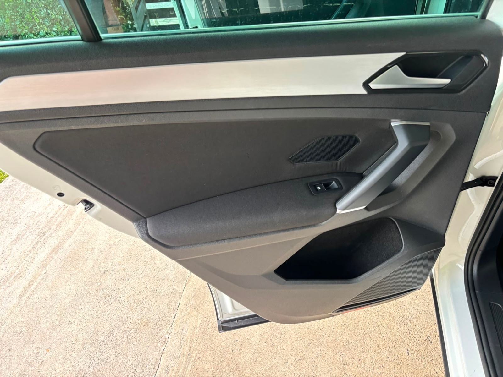 VW Tiguan 2,0 TDI/ REG 06/27, fotografija 9
