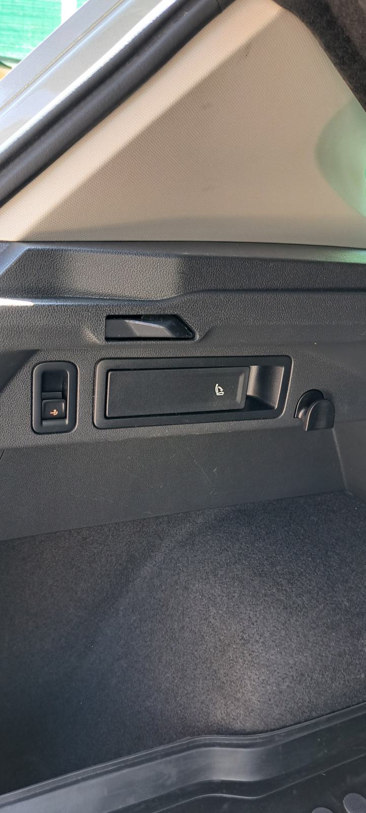 VW TIGUAN 2,0 TDI ☆ R - LINE ☆ VELIKI SERVIS, NOVI SET KVAČILA, fotografija 17