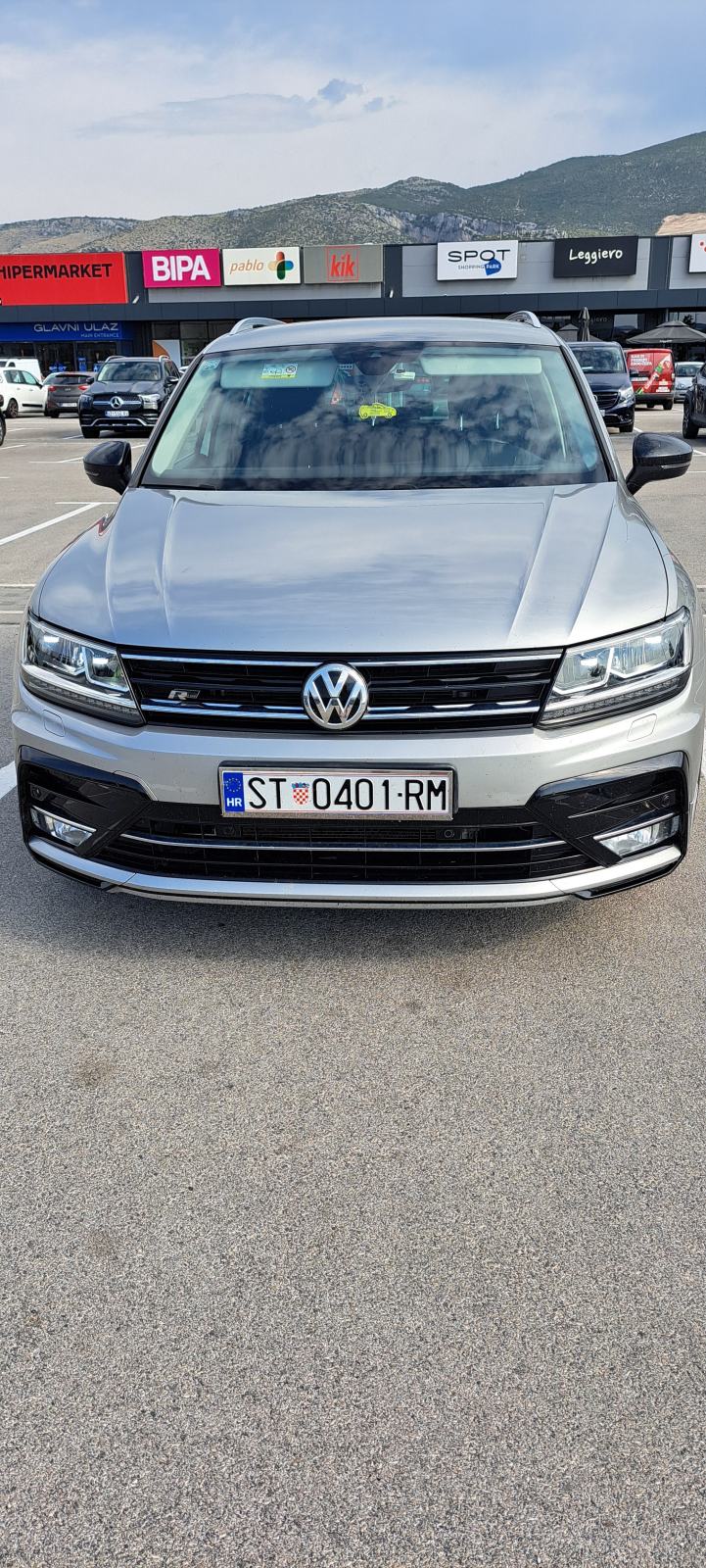 VW TIGUAN 2,0 TDI ☆ R - LINE ☆ VELIKI SERVIS, NOVI SET KVAČILA, fotografija 1