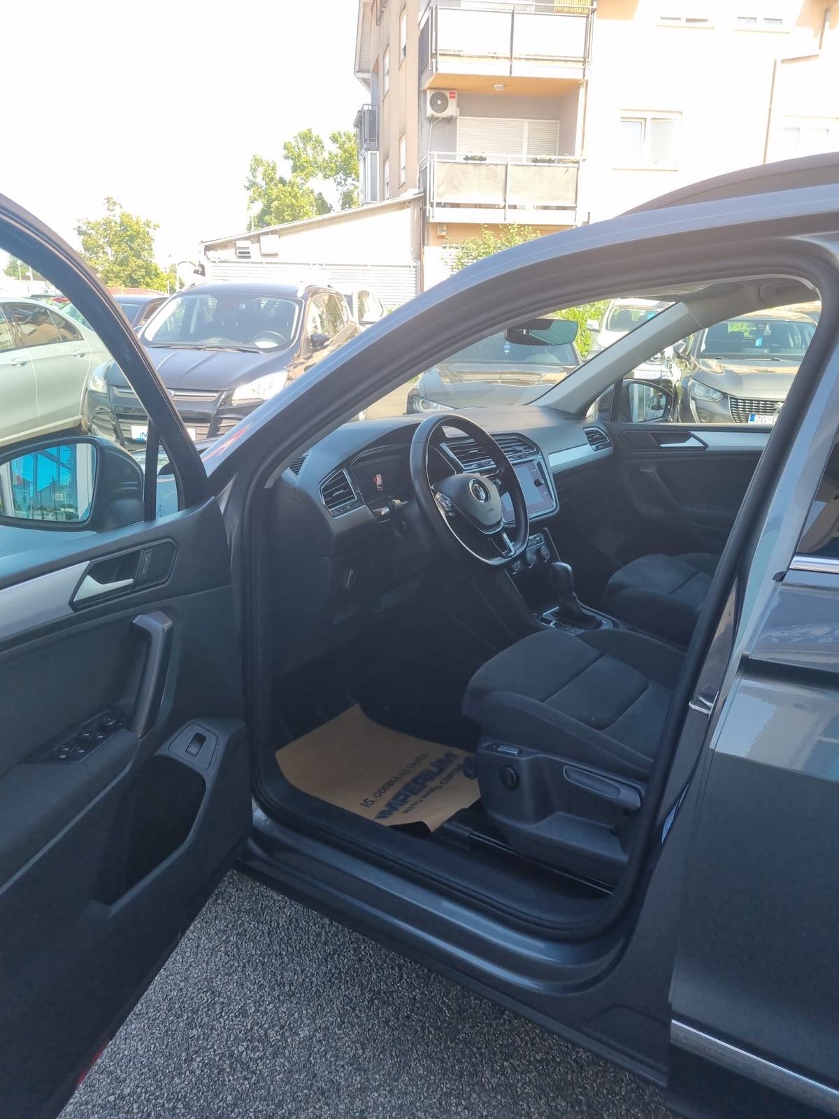 VW Tiguan 2,0 TDI DSG✅VIRTUALNI SAT✅SERVISNA✅, fotografija 13